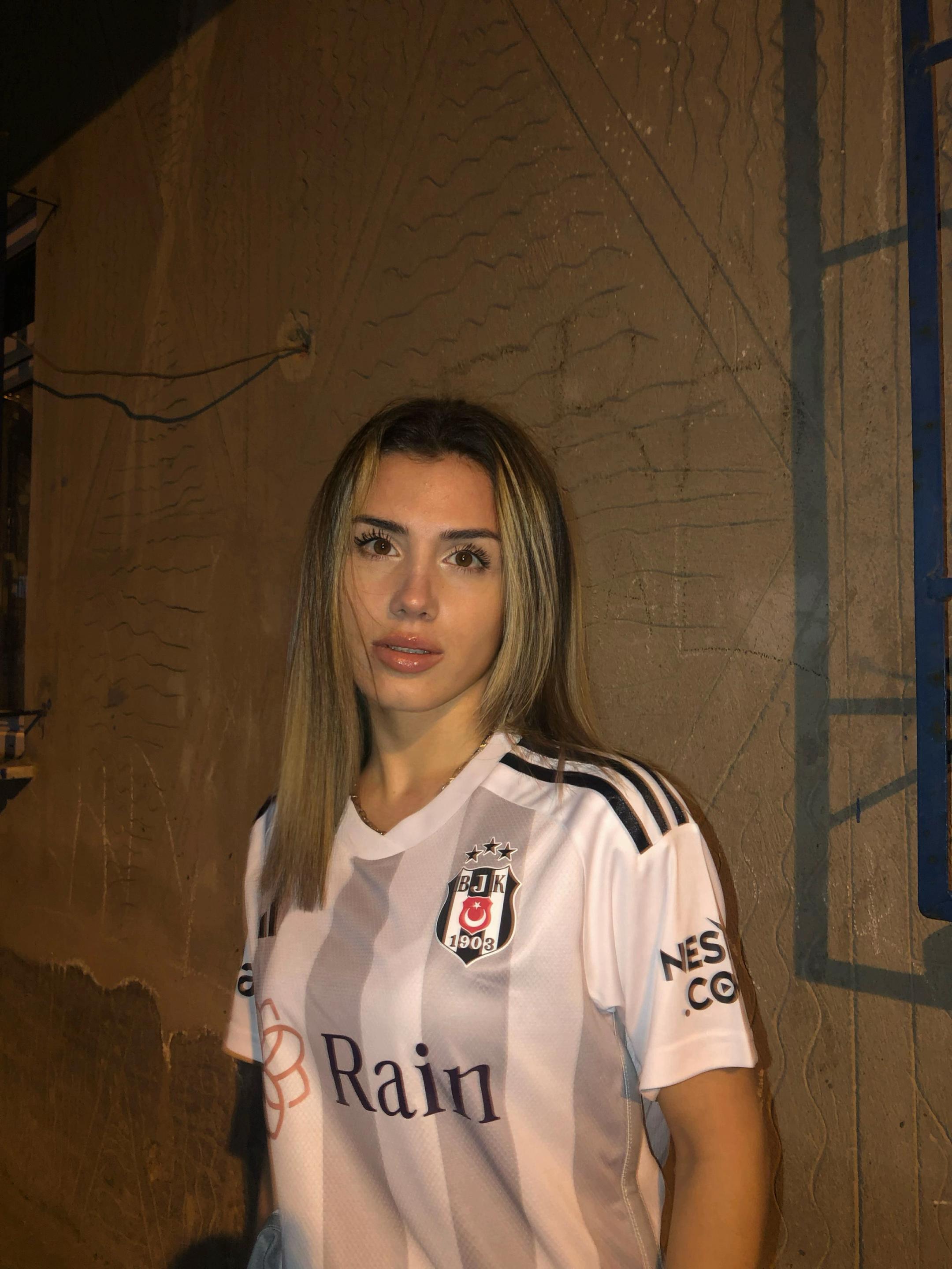 @Elif 🦅