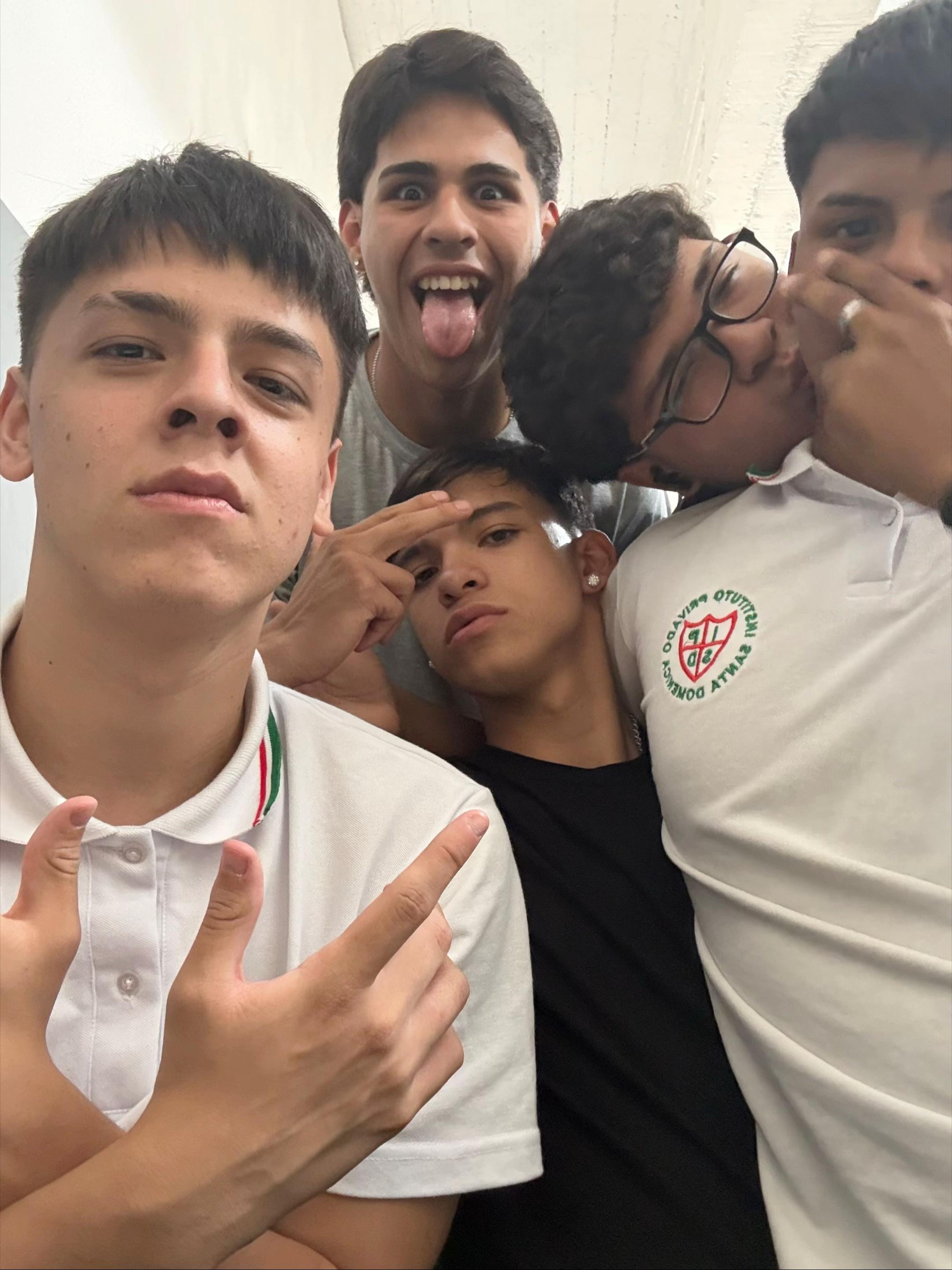 @Iván