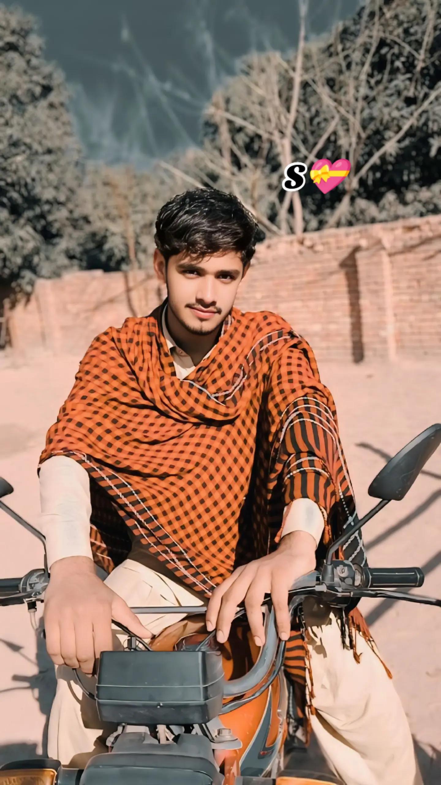 @😍 Naeem 😍