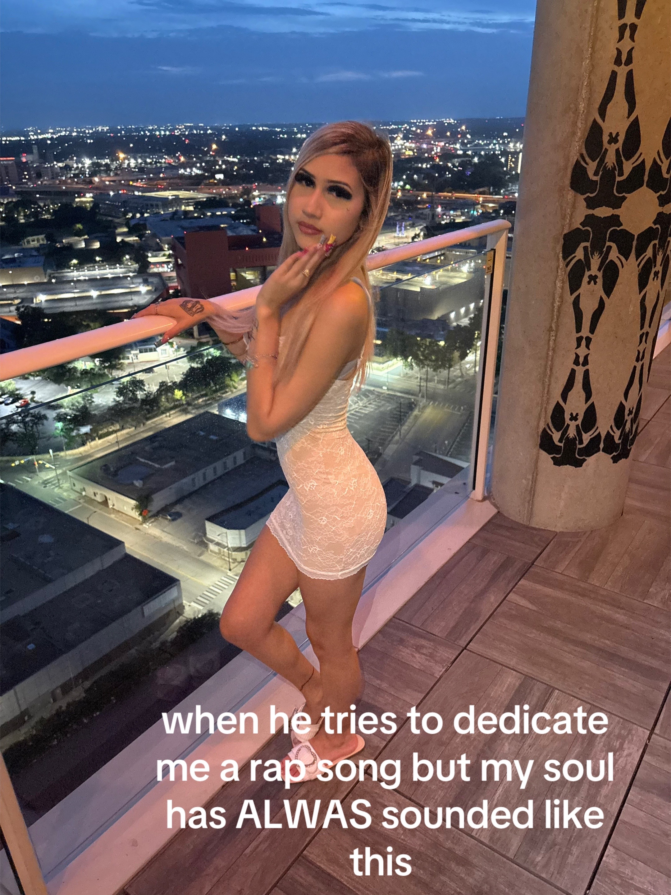 @Doll