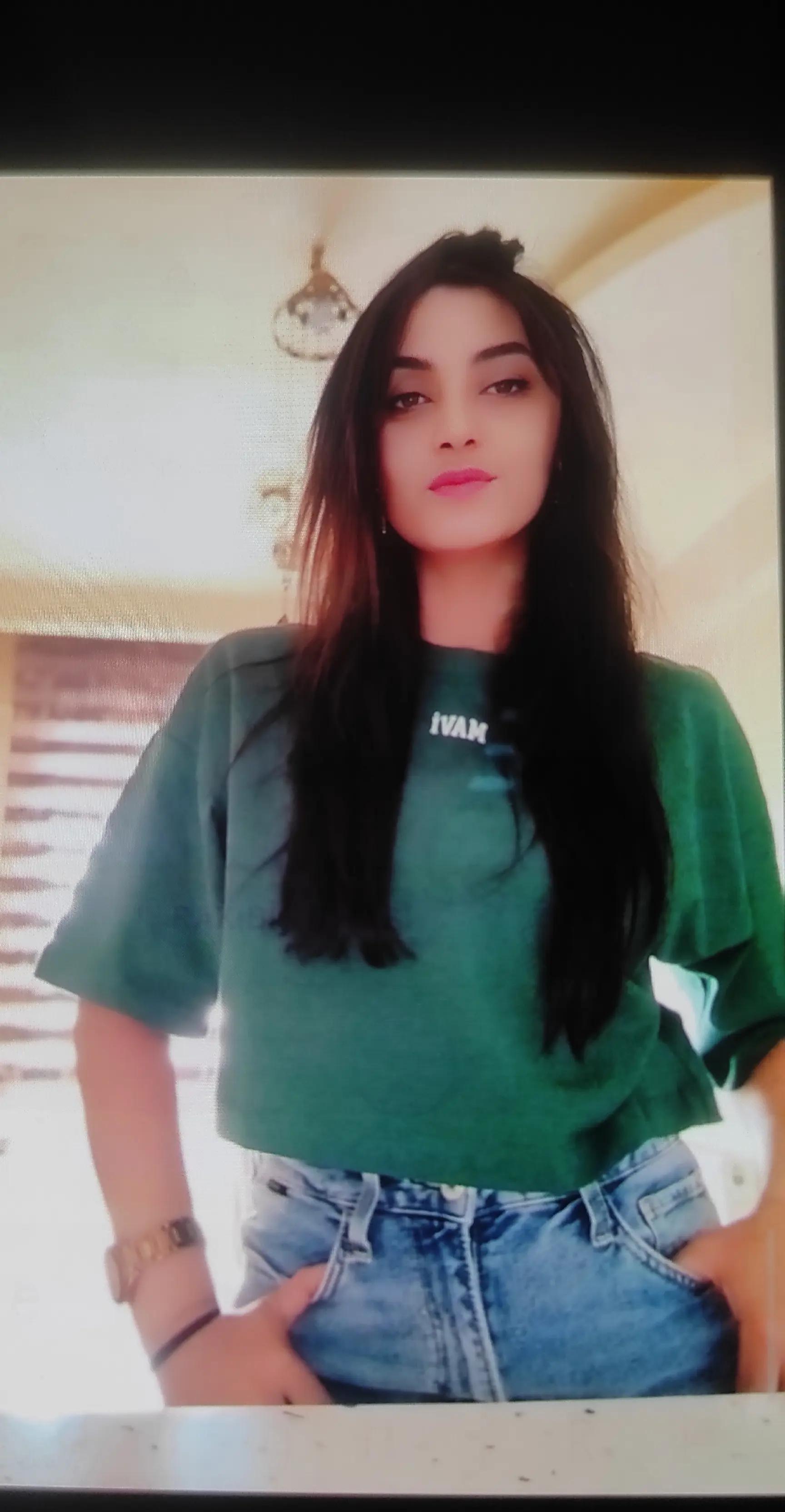 @ÖZLEM TEKEŞ 🖤🖤