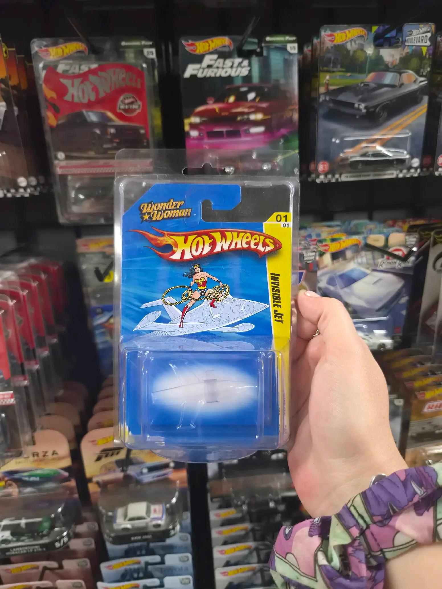 @Jcollectz