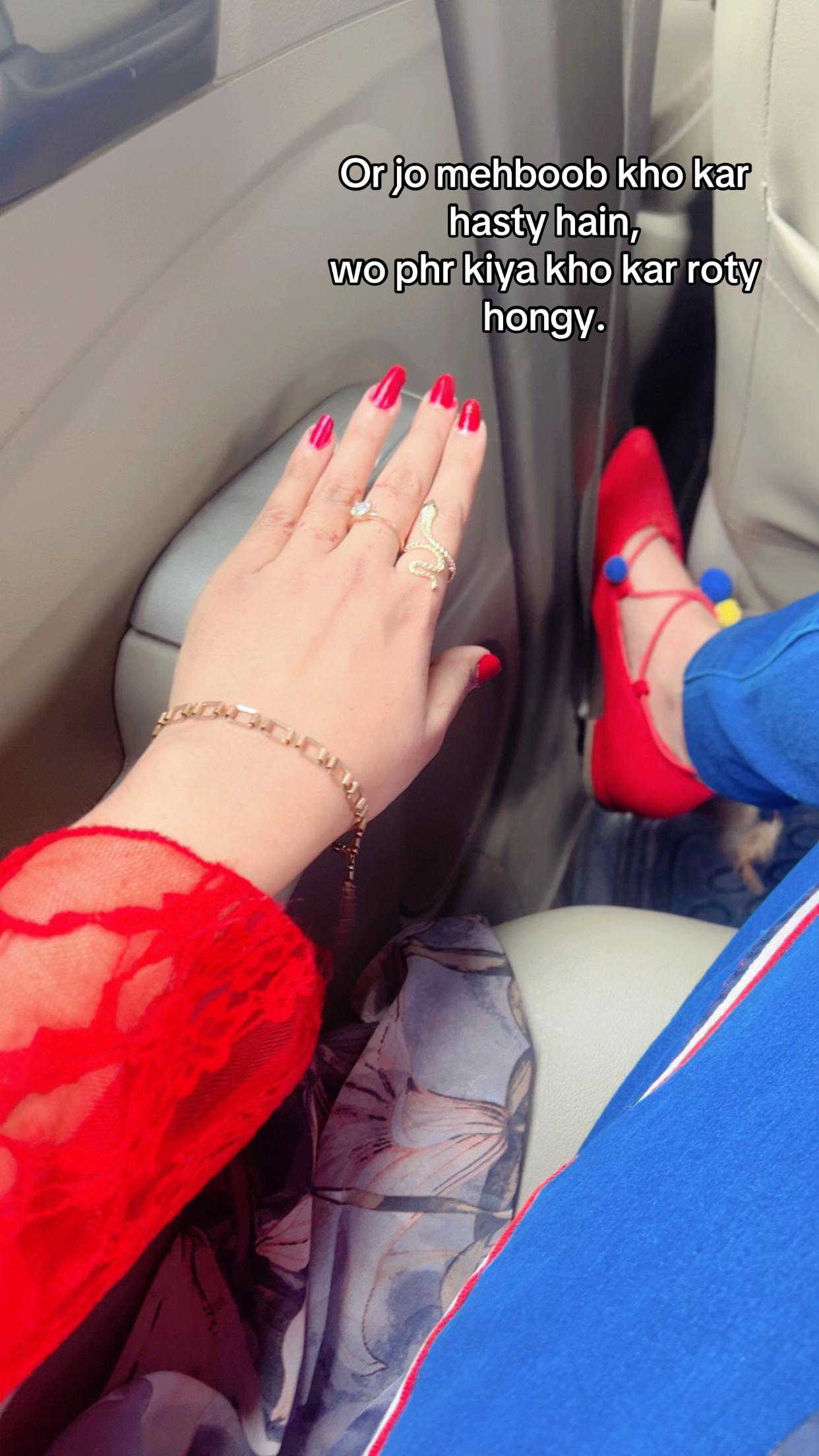@Dewani🥀