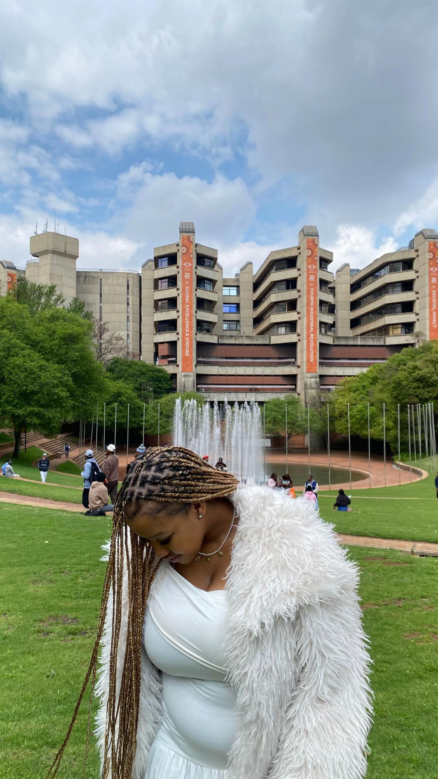 @lebogang ᥫ᭡