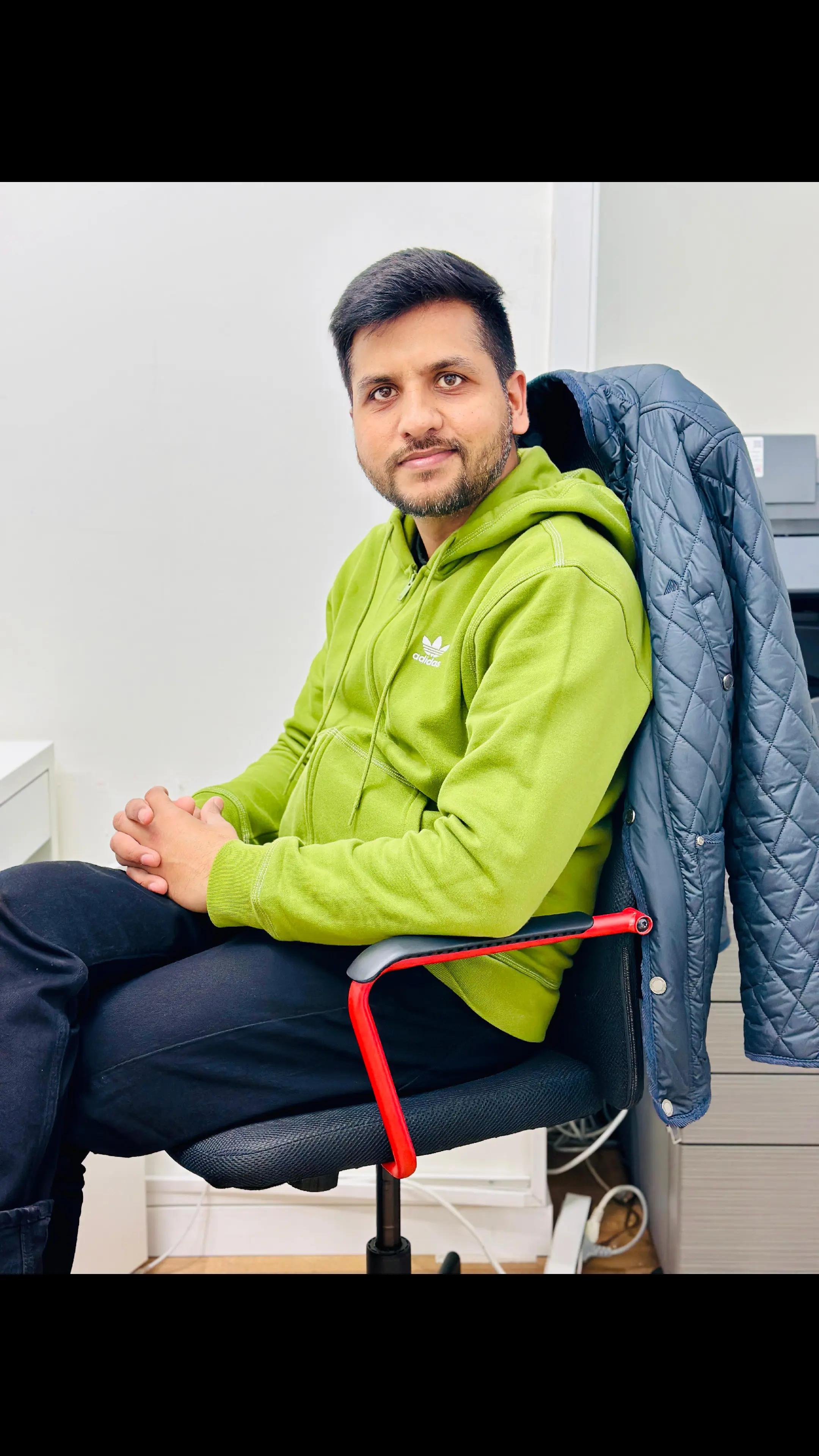 @HafizRizwanJani 🇵🇰 🇵🇹🇪🇺