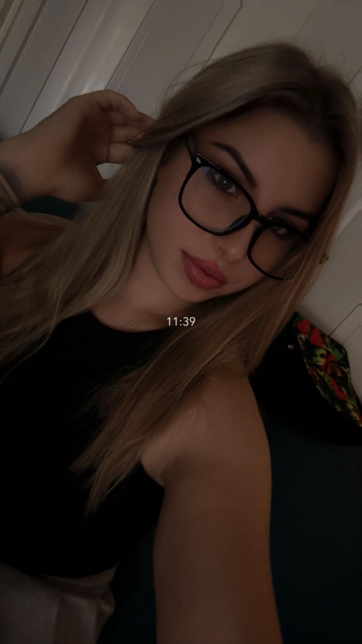 @🖤NIK&Lambda;H 🖤