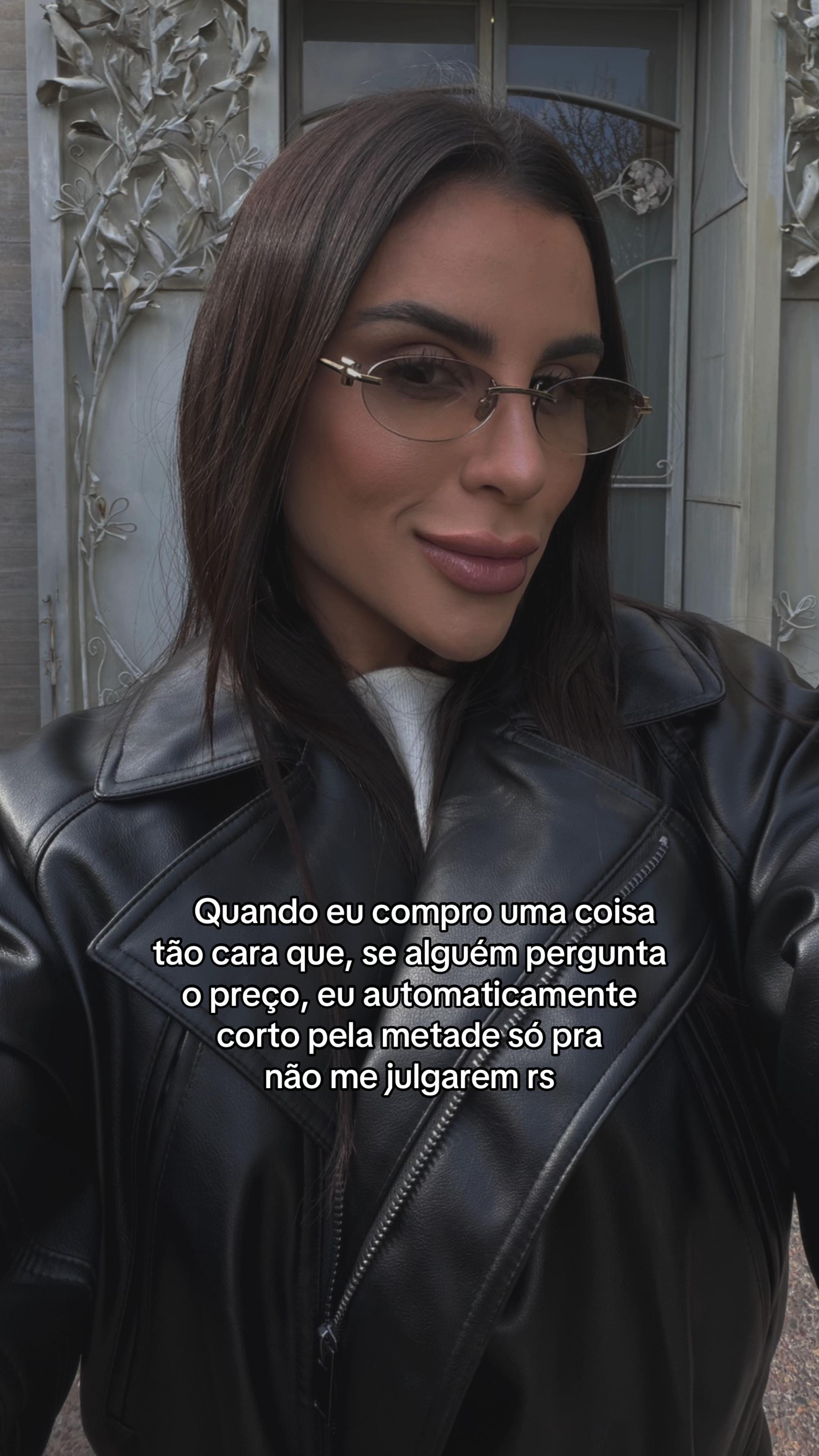 @Ládia Lopes