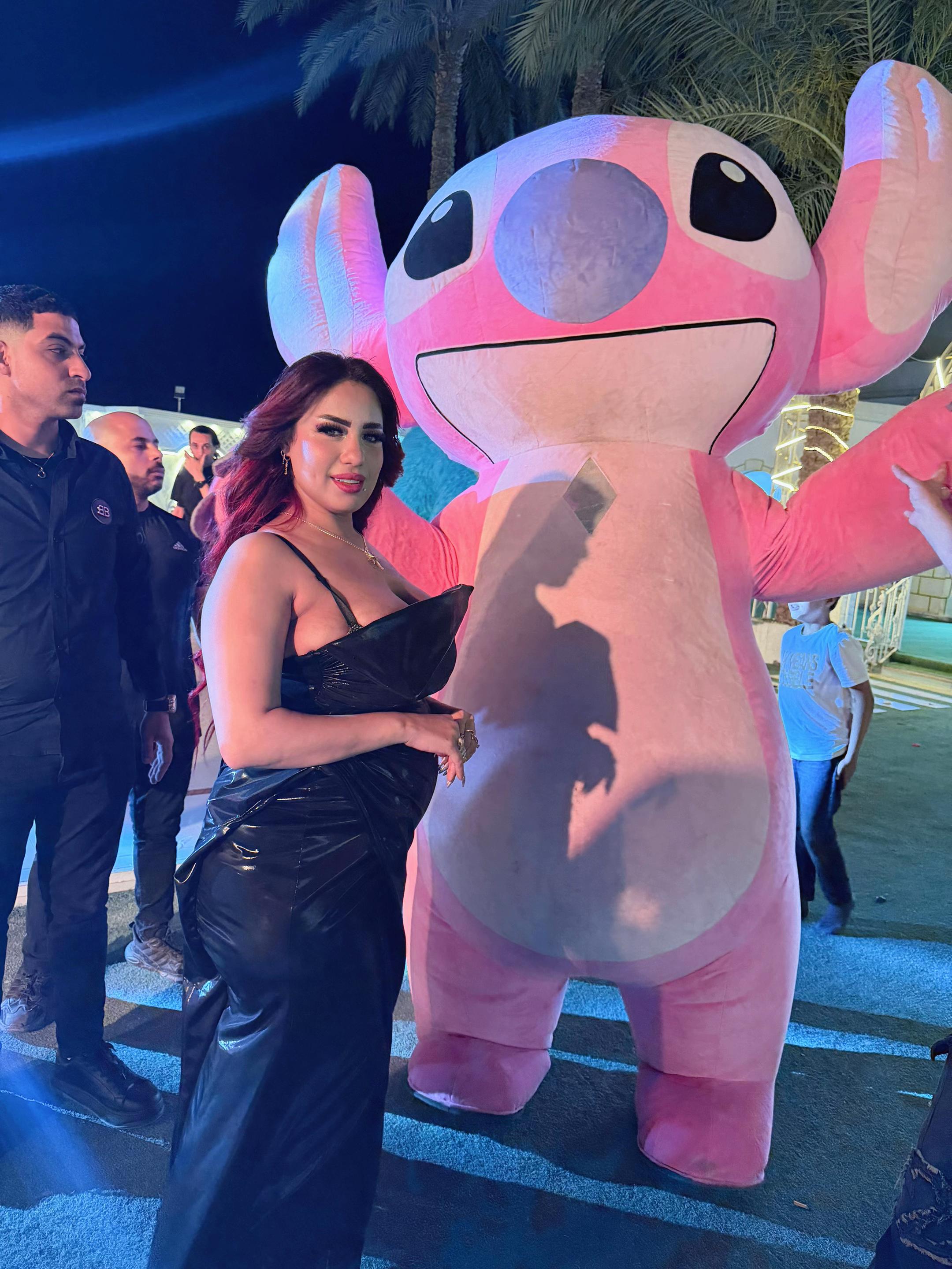 @الفنانه دوسه