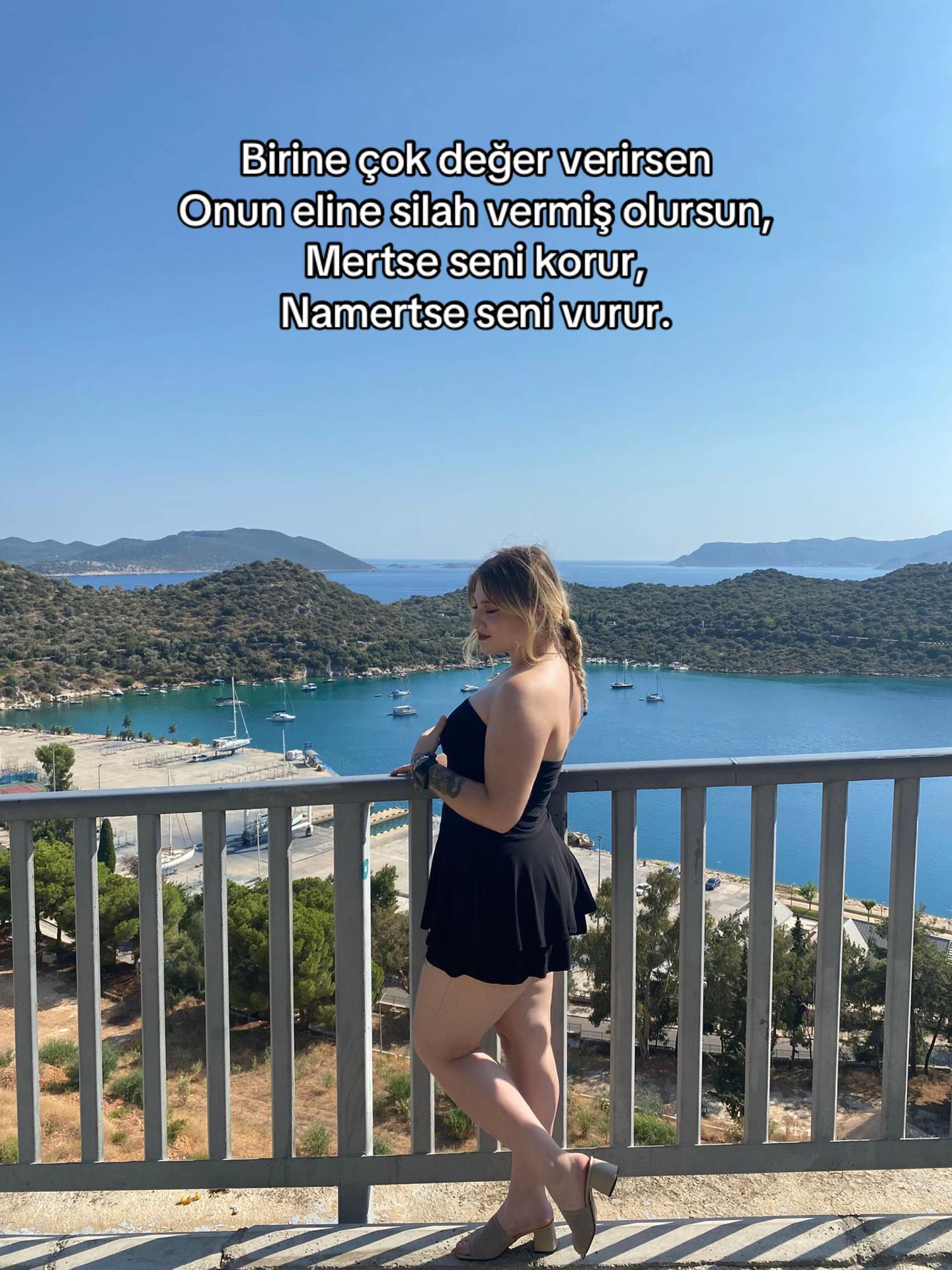 @S.