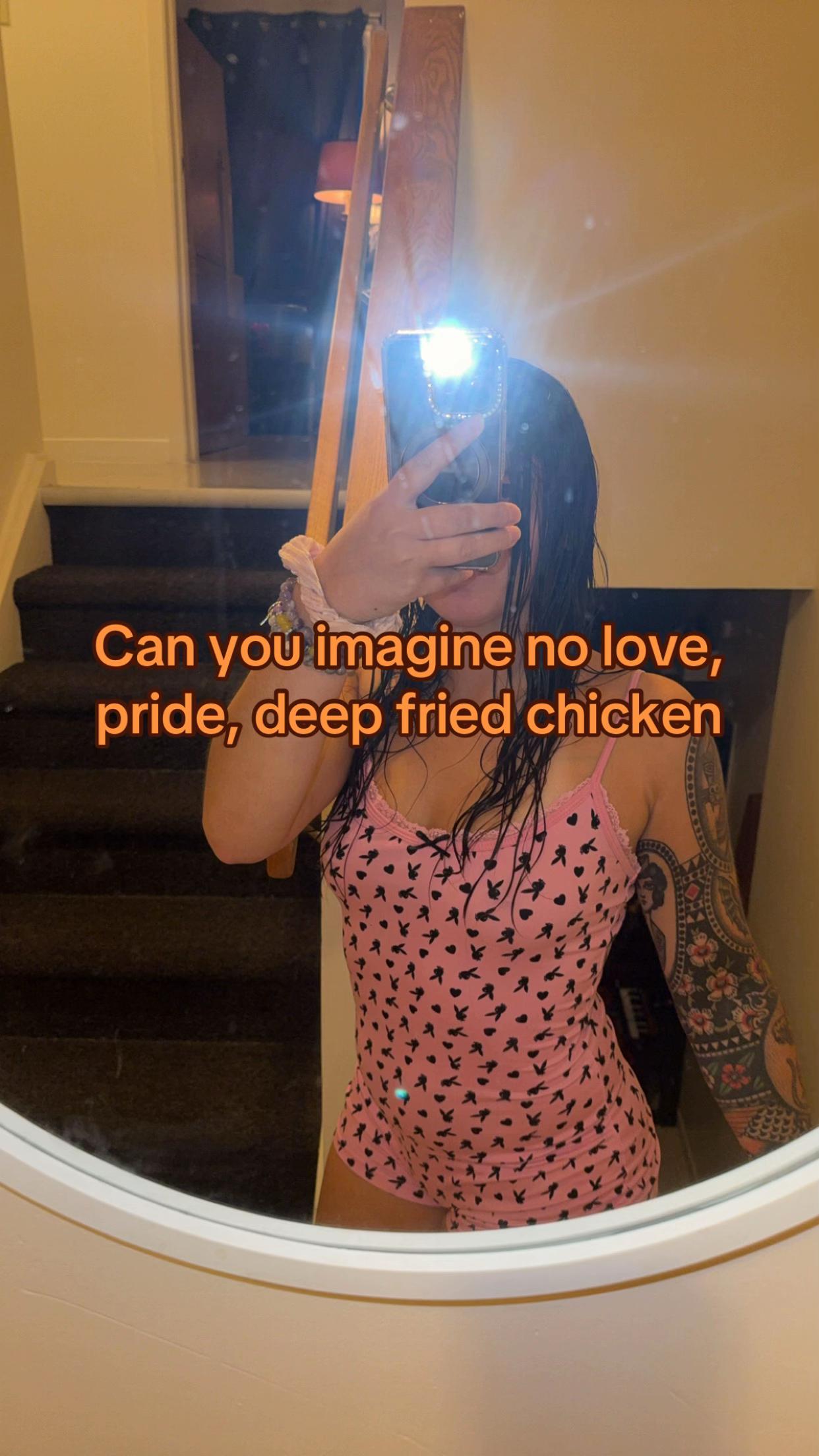 @katlyneroberts