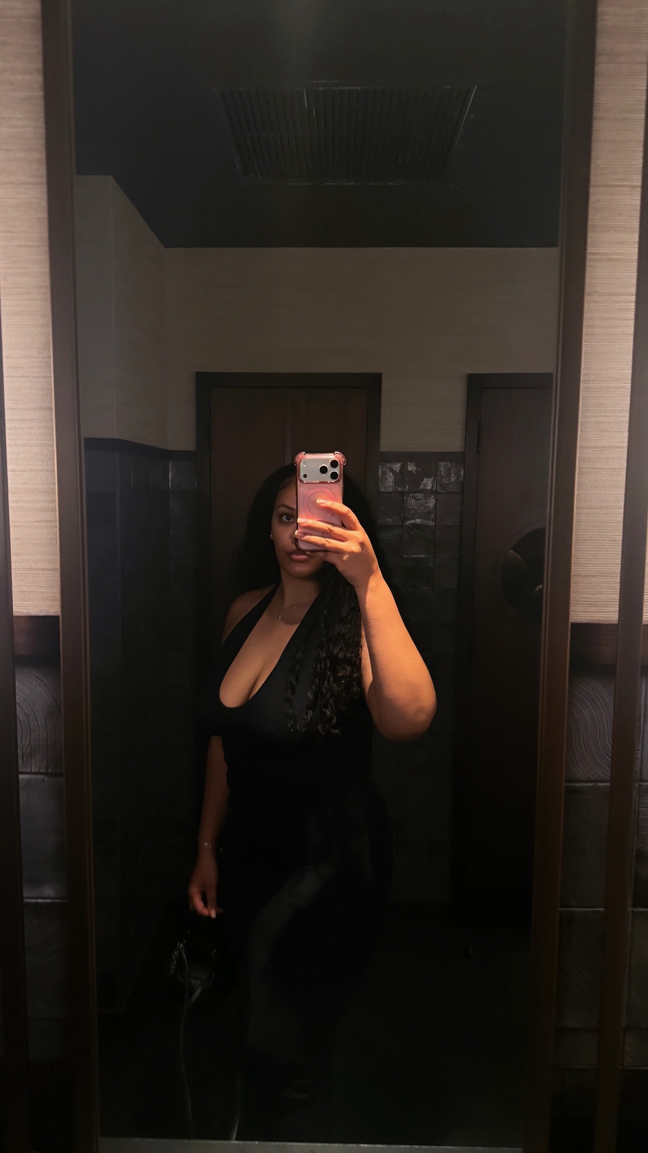 @reesey.