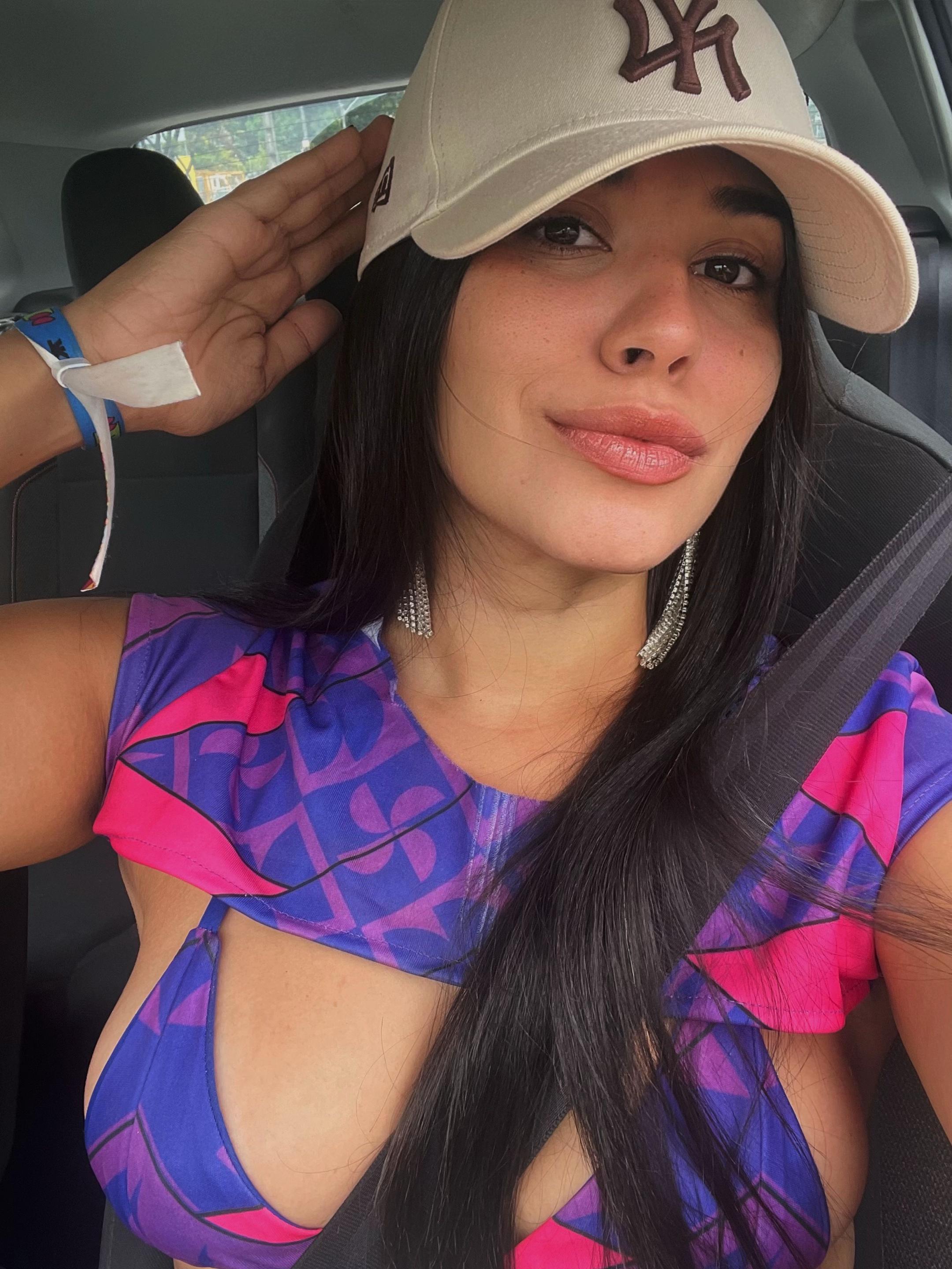 @oliveiraclarissaa