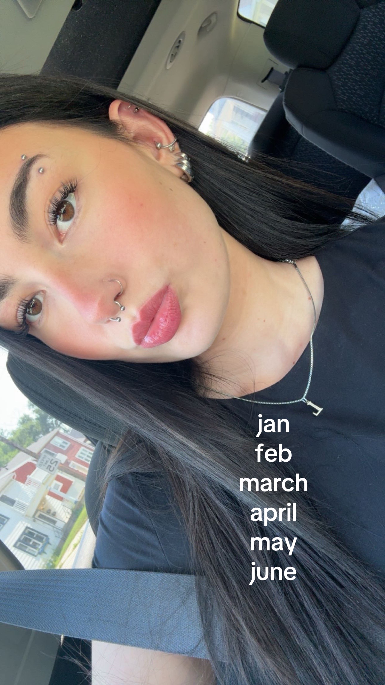 @lily j