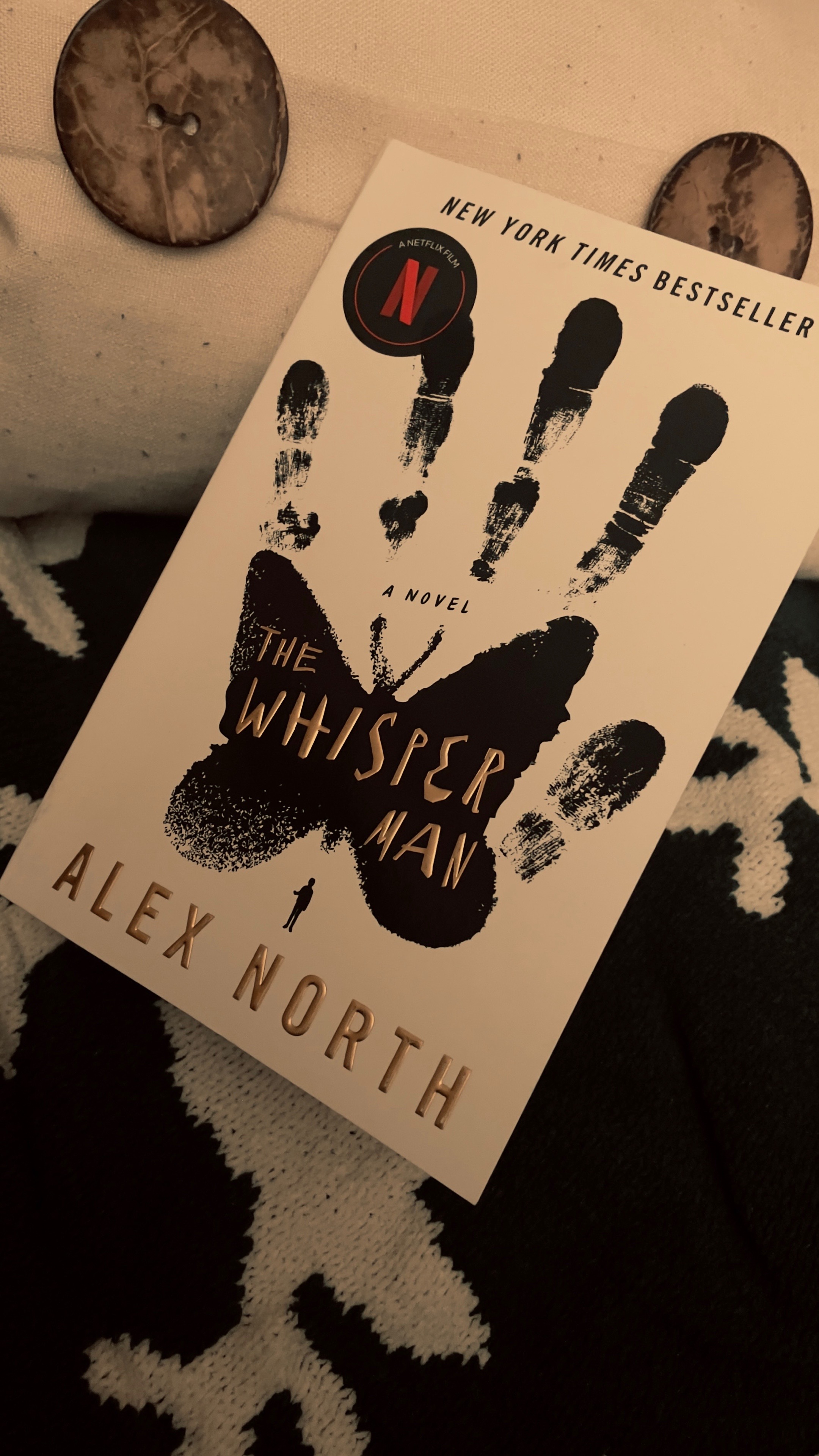 @Bookish Shenanigans 🩷