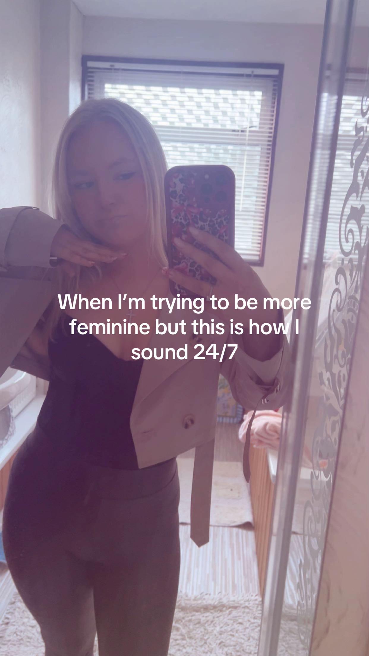 @⃟