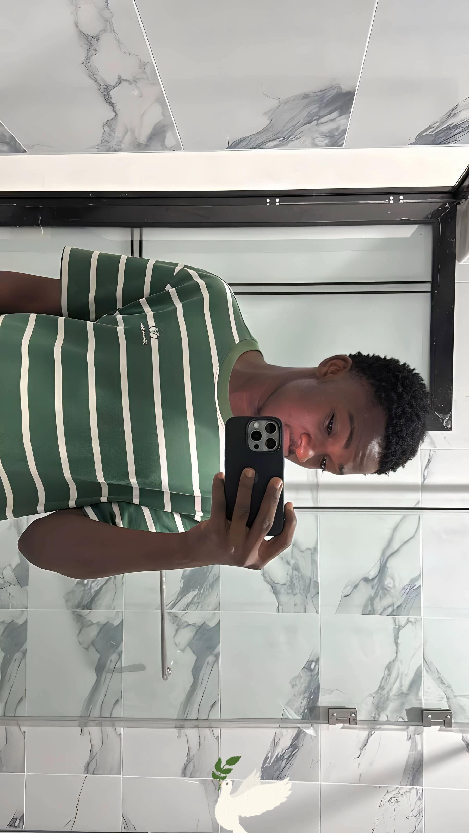 @🤎𝗧 𝗜 𝗠 𝗘 𝗟 𝗘 𝗦 𝗦🕊️