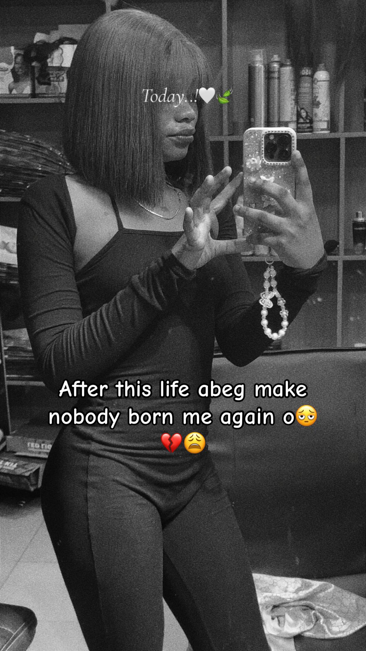@ROSHEEDAT🎀🥂🌸❤️