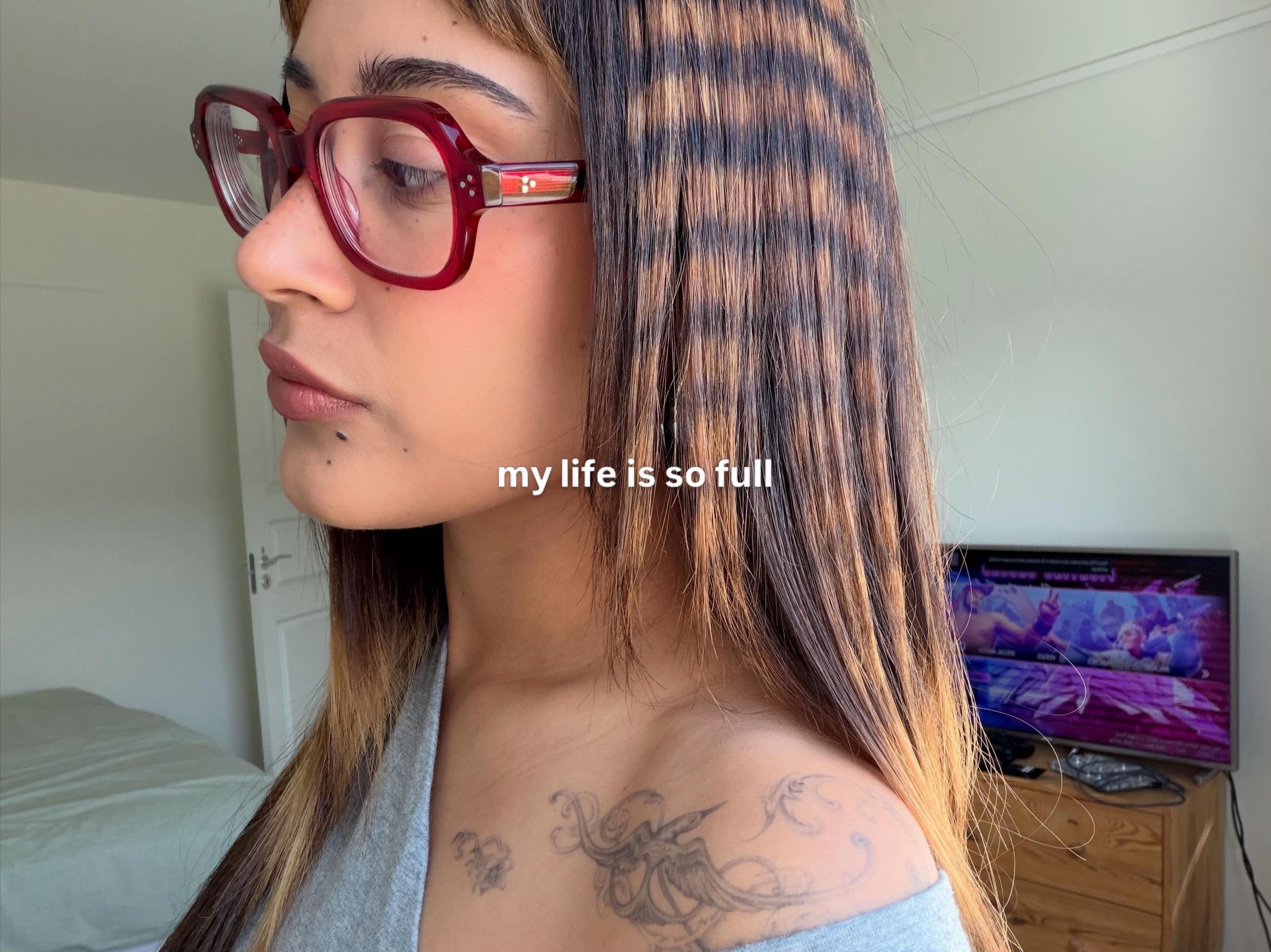 @𝒯𝑜𝓃𝒾 𝒜𝑔𝑜𝓈𝓉‧₊˚❀༉‧₊˚.