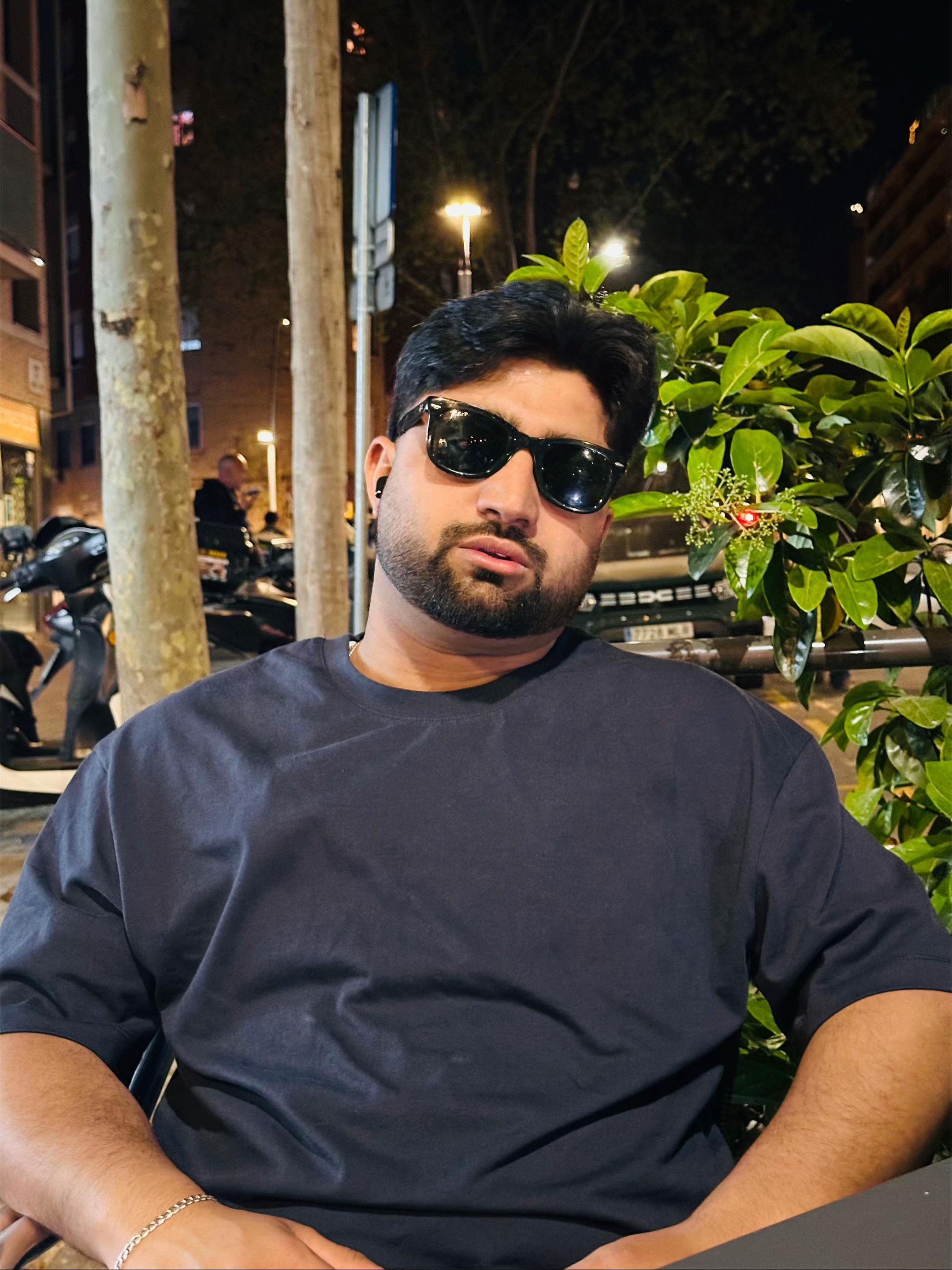 @MALiK SHERAZ