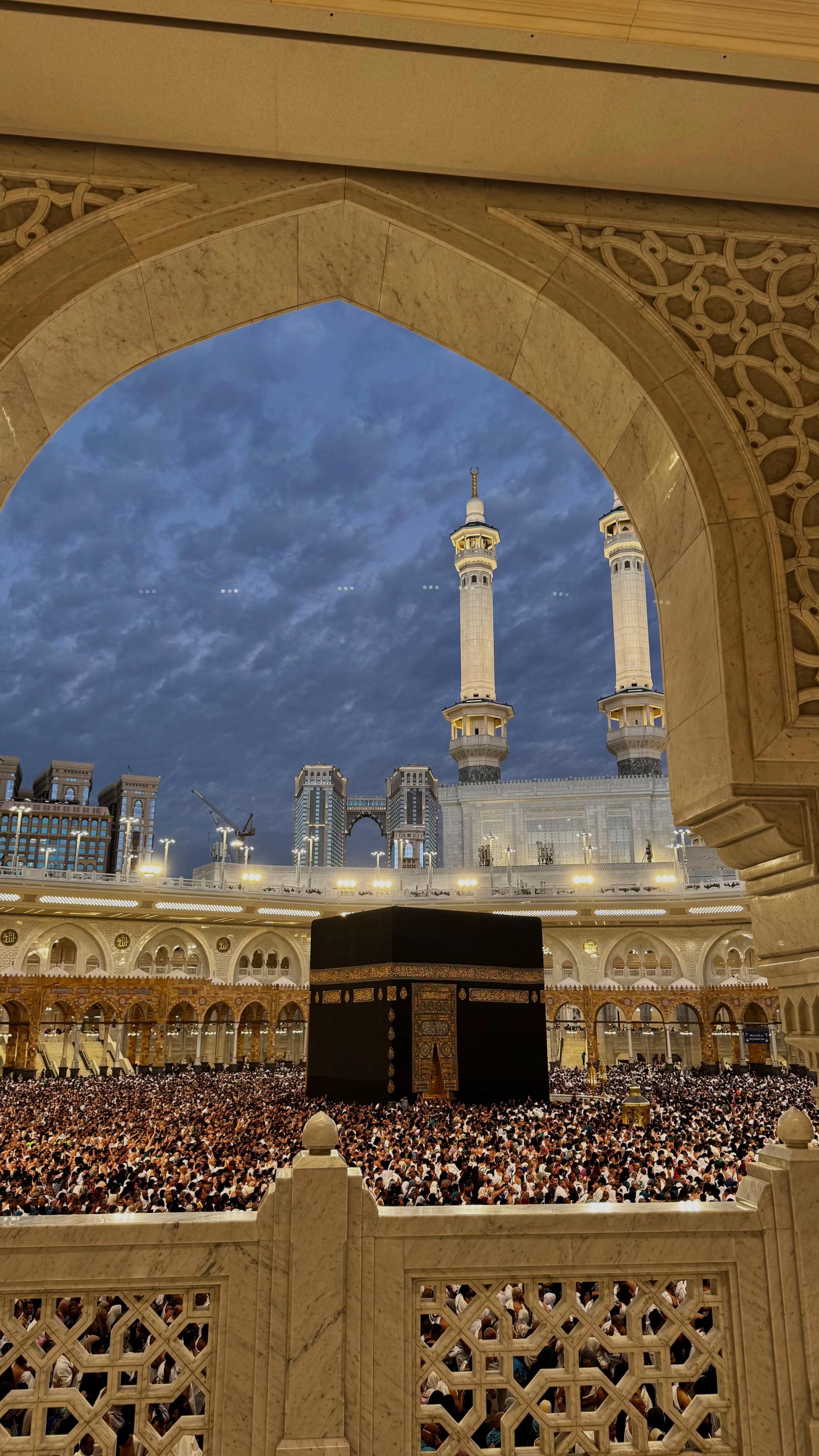 @📸Blogger |عٌـين السّالم