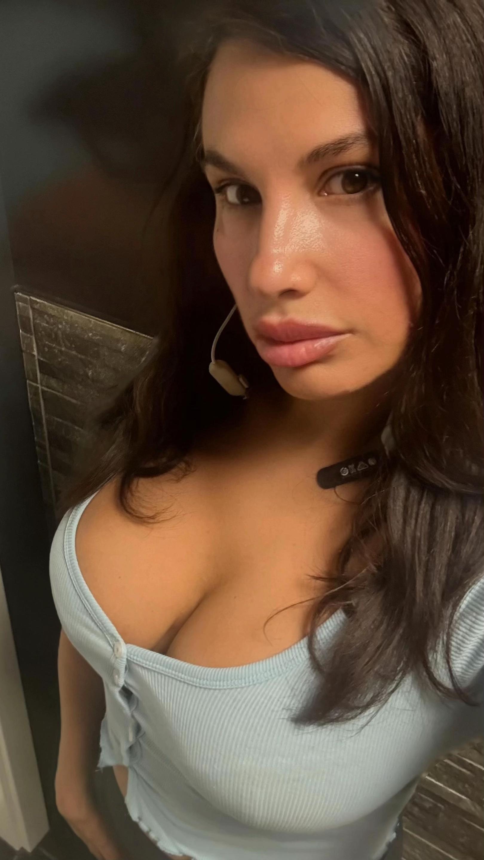 @Teodora
