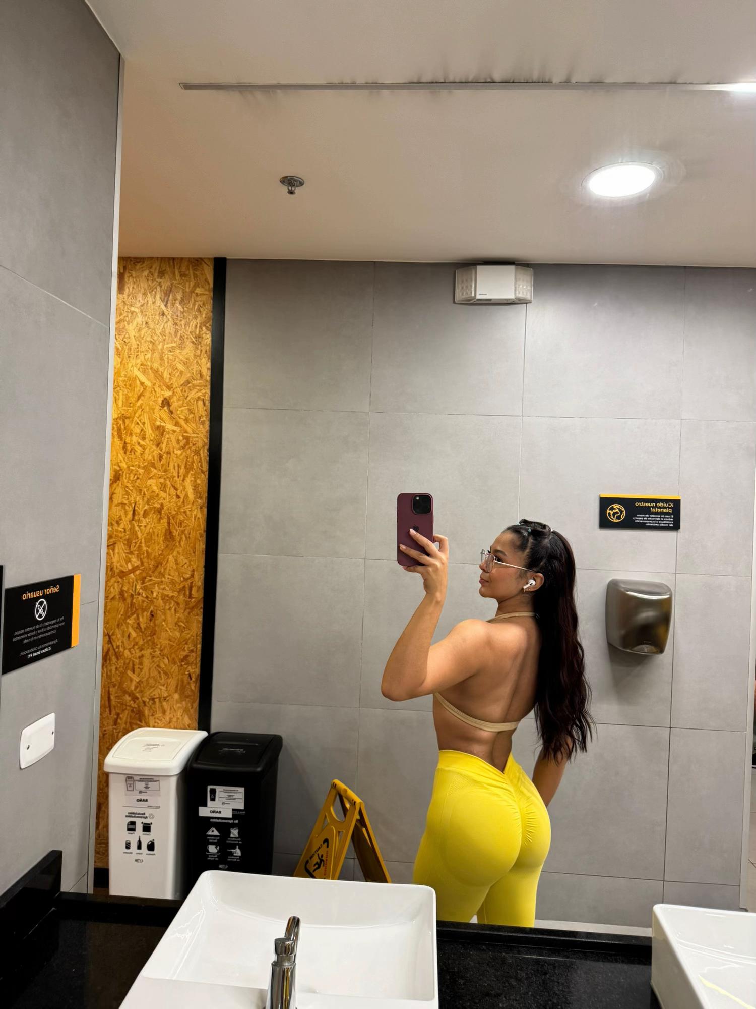 @Valentina๐โจ