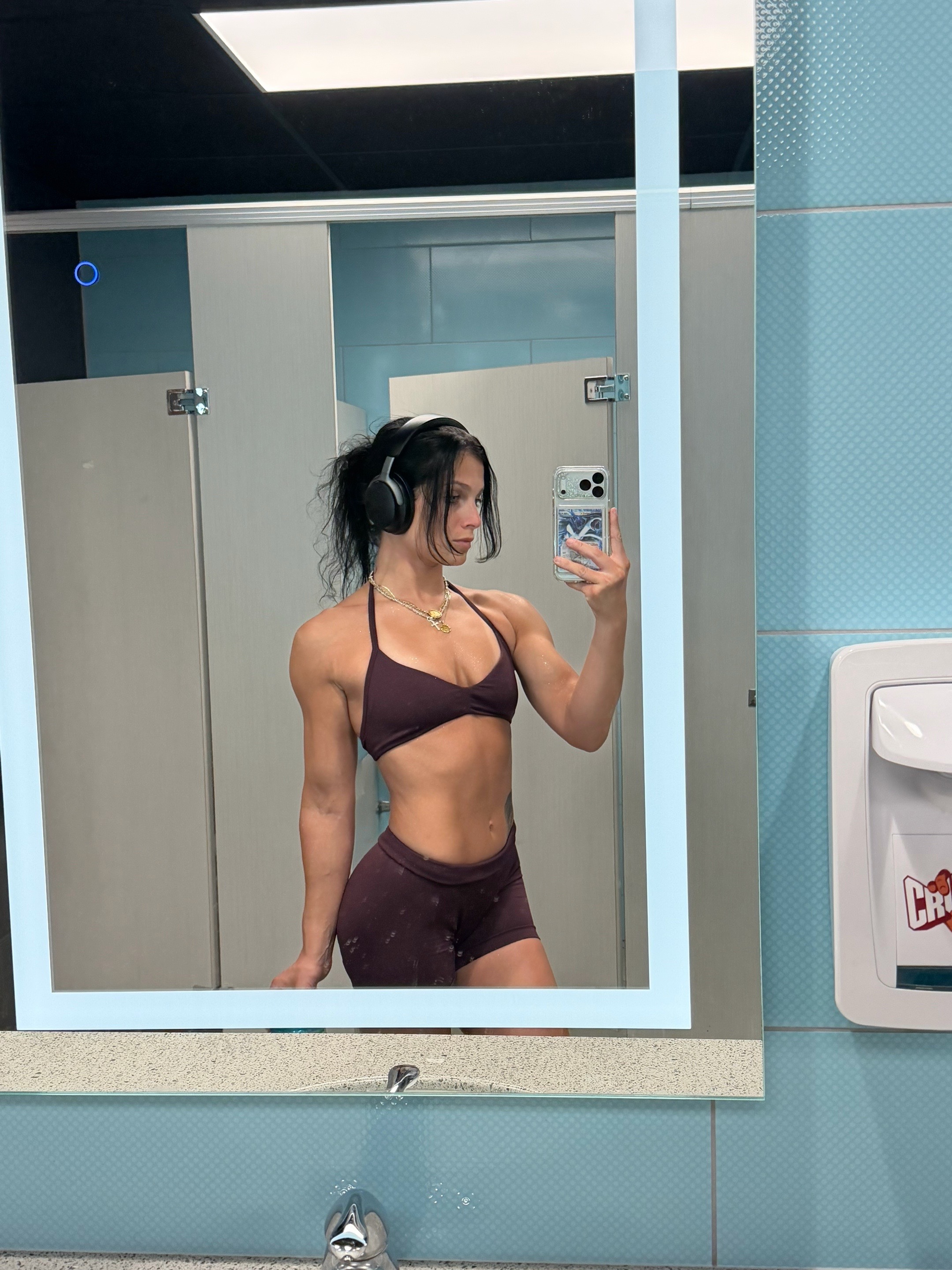 @TheVVitch_