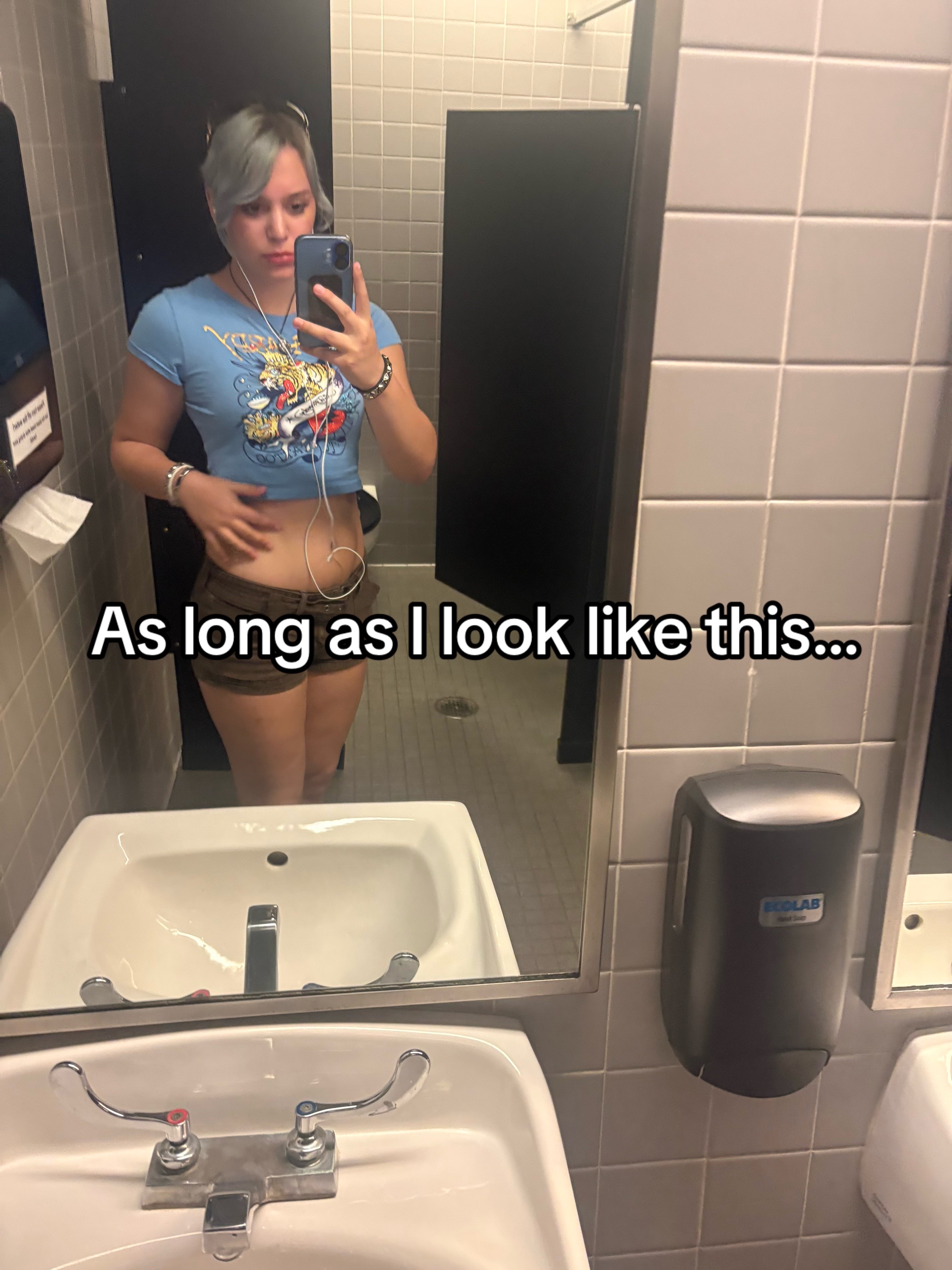 @chloe🫀