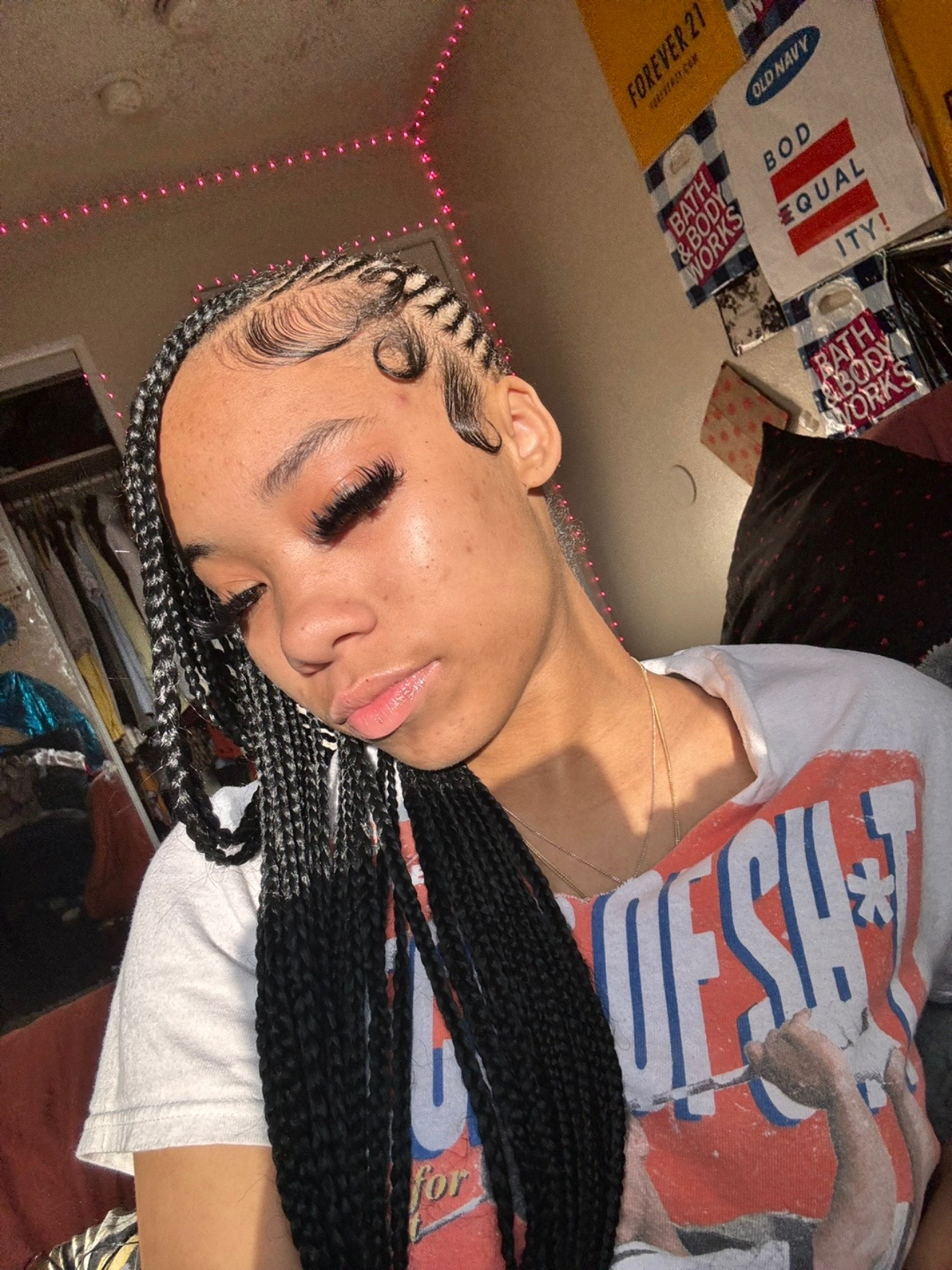@fineasskylahbaeee