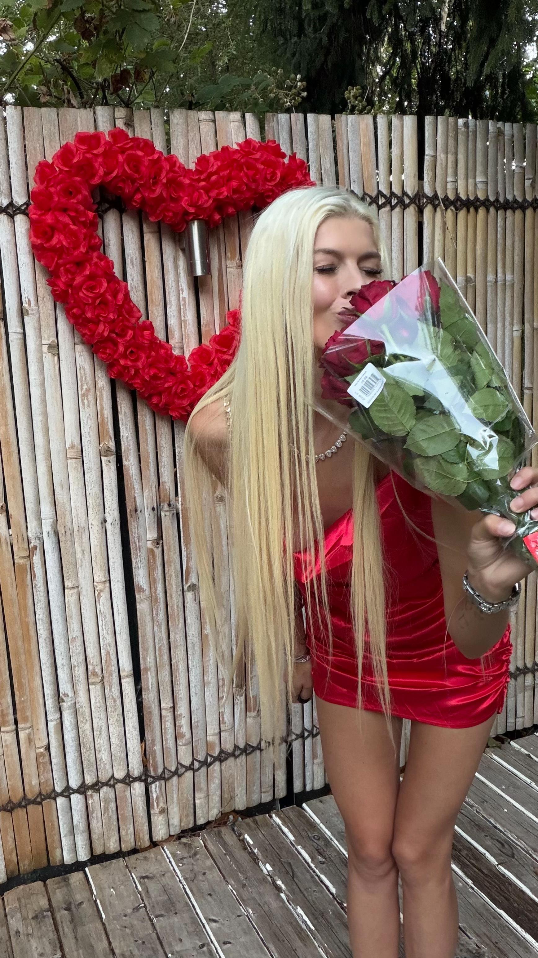 @Dutchblondiebabe