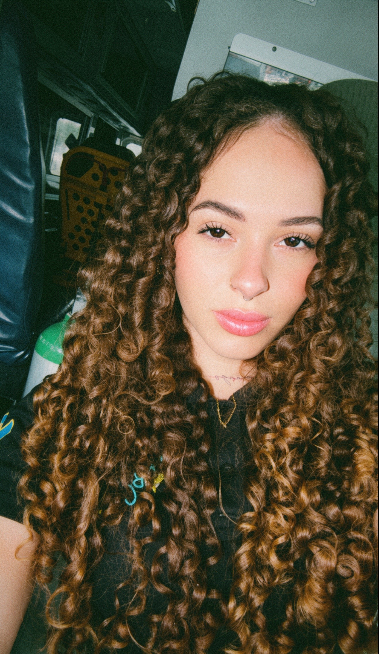 @🥂🎱👩🏻&zwj;🦰