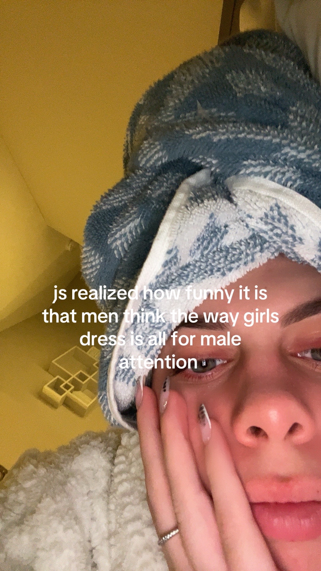 @👄