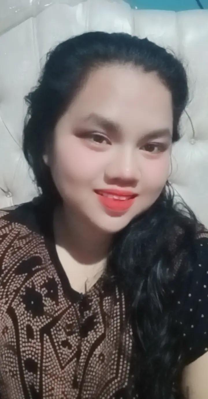 @Putry gemoy"😊