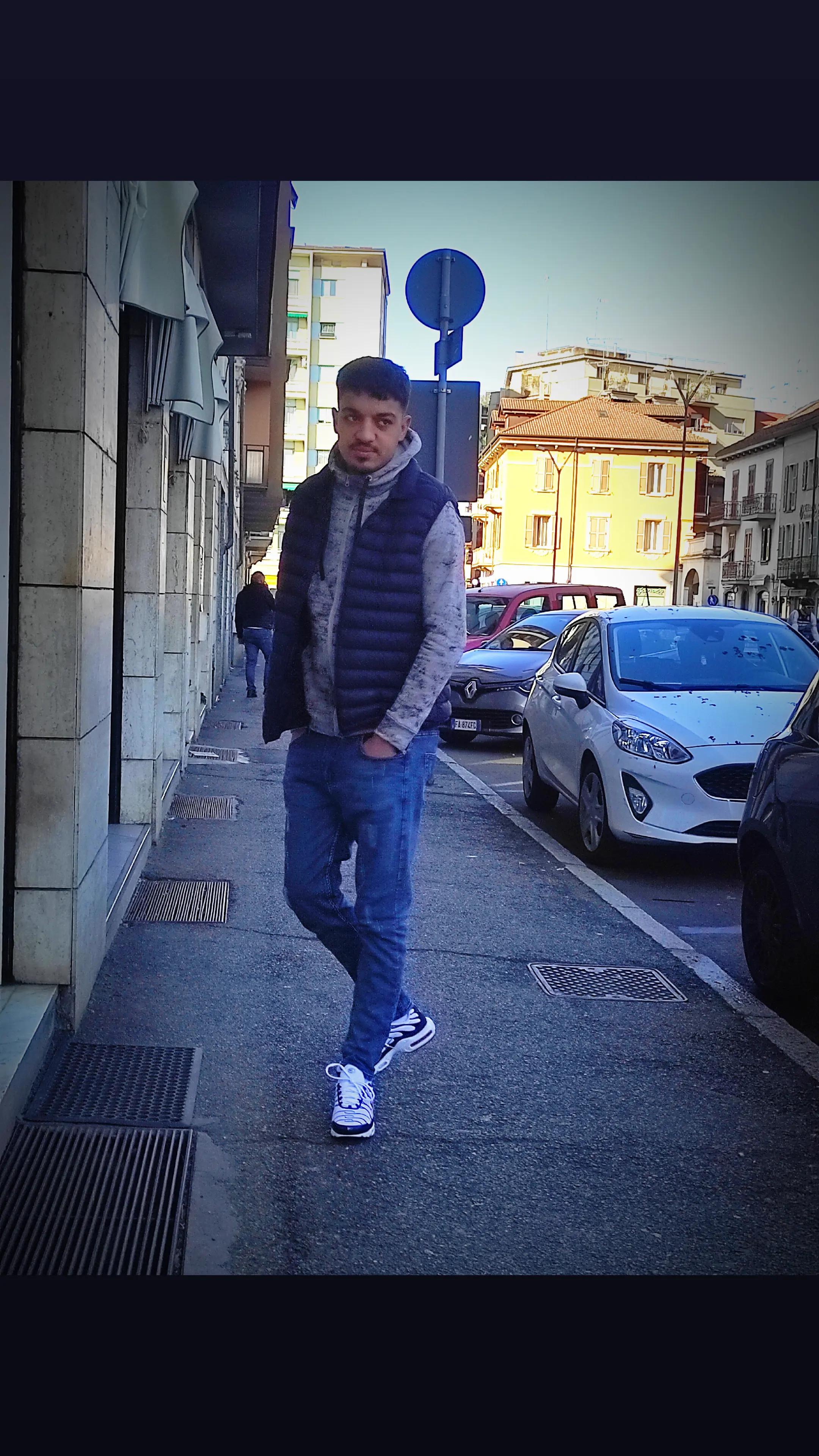 @Imad 🇮🇹