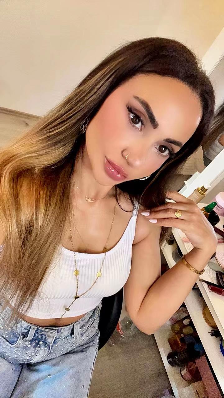 @lorylolyta32