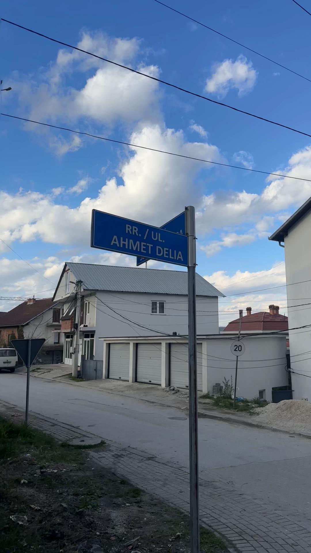 @𝐛𝐥𝐞𝐨𝐧𝐚🇦🇱