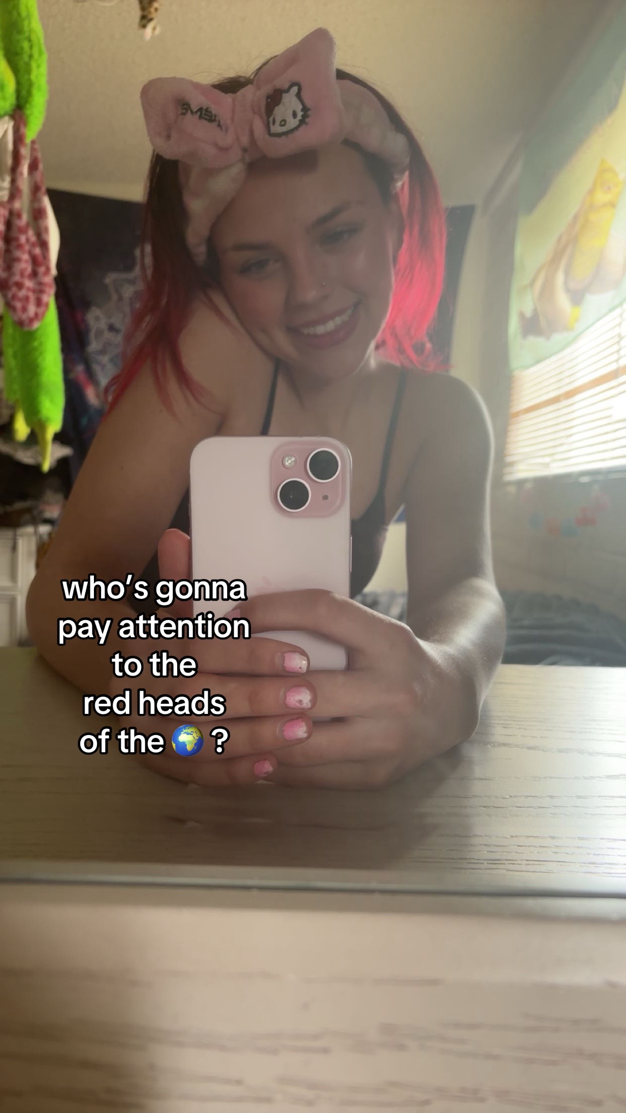 @:З