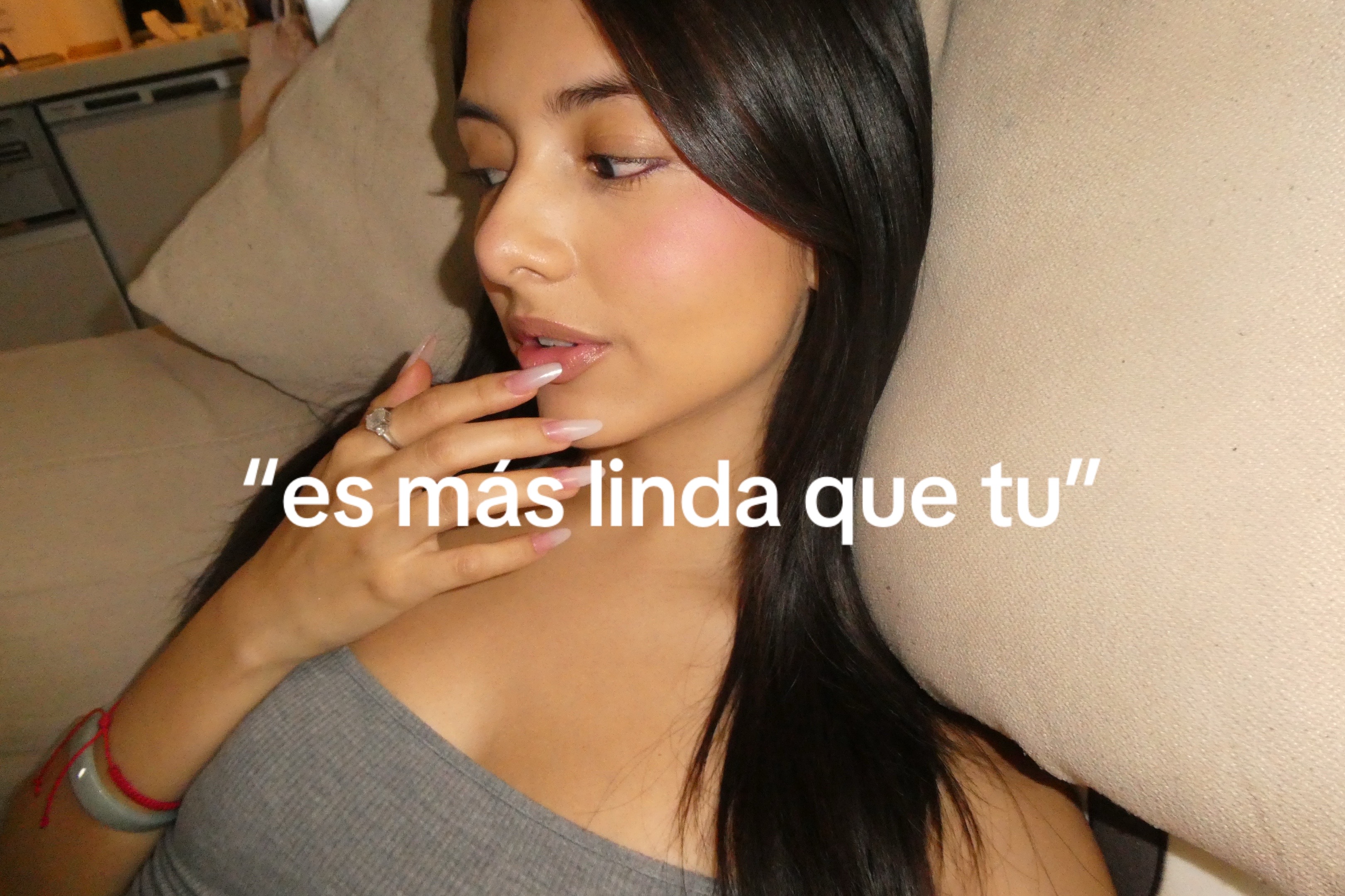 @Emilia Valentina