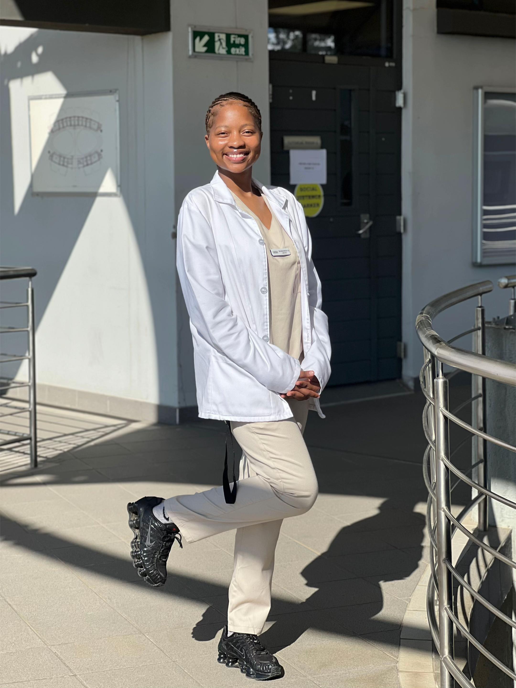 @Onika🎀|Aspiring Dr S🩺