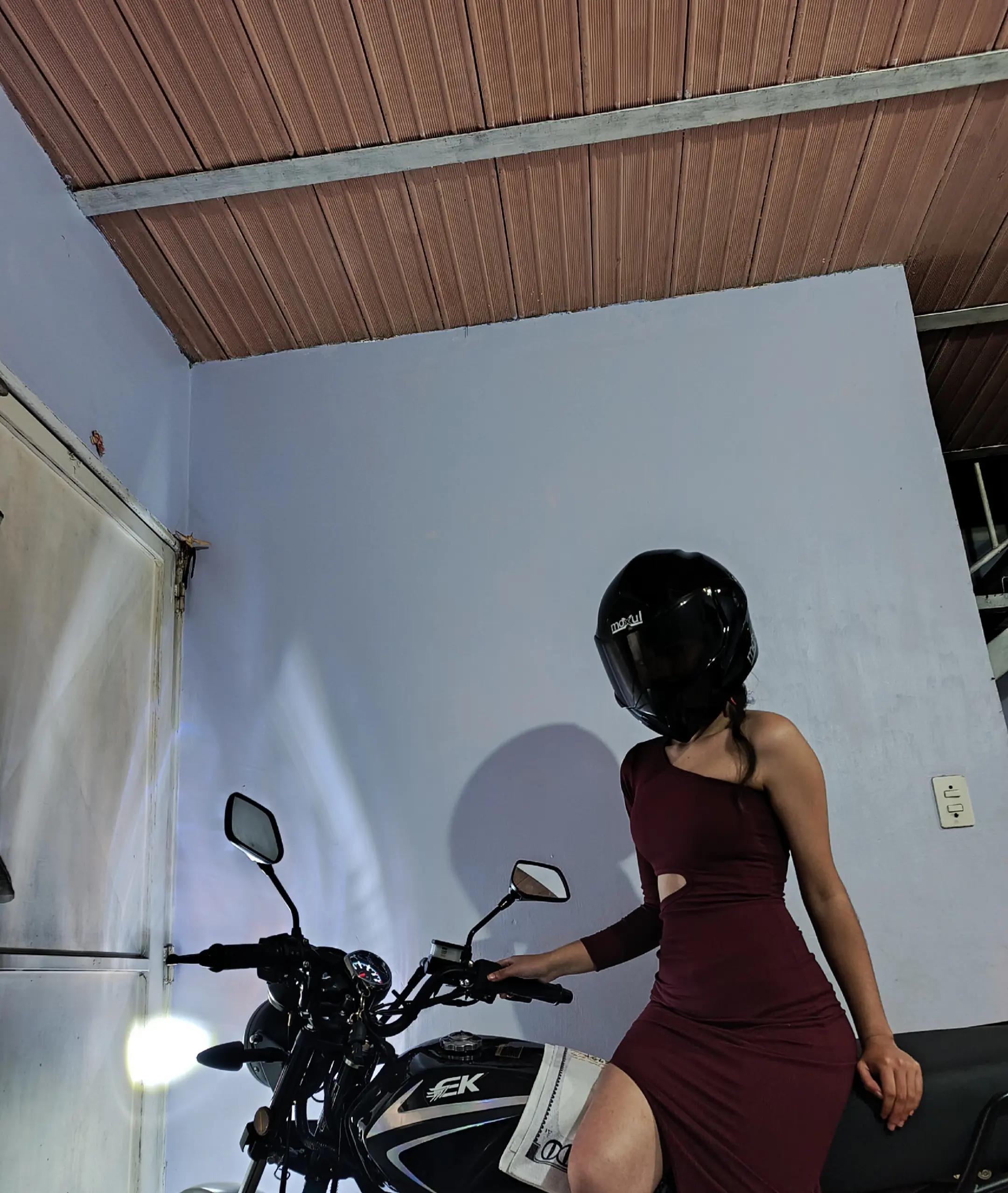 @𝓝𝓮𝔂𝓮𝓻𝓵𝓲𝓷🍒.