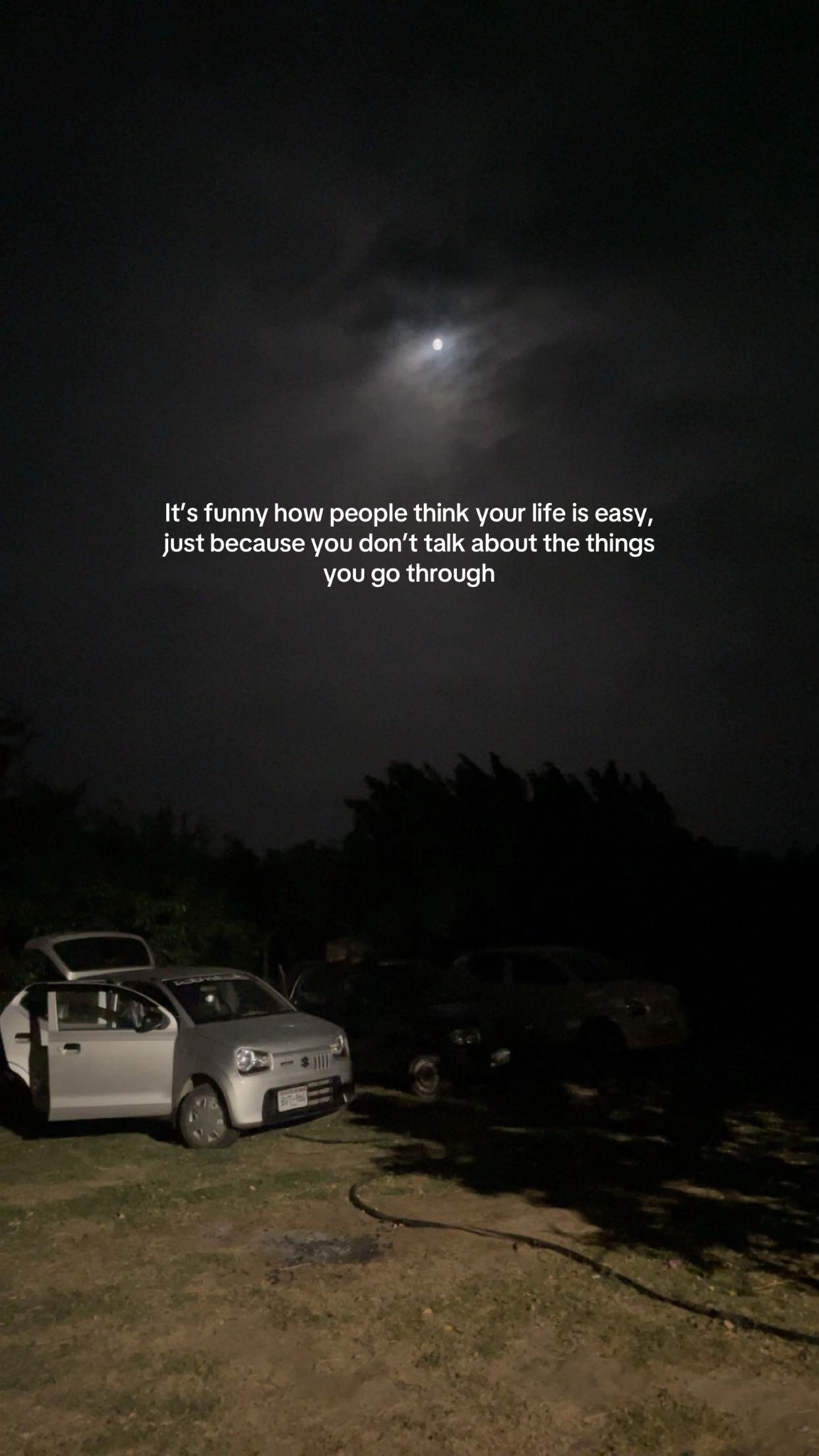 @𝘔𝘰𝘪𝘻.