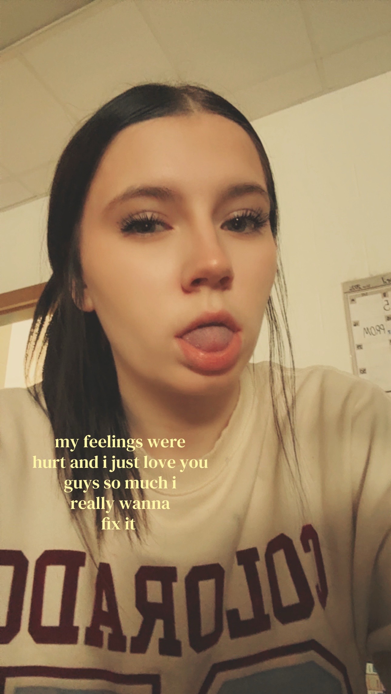 @😐