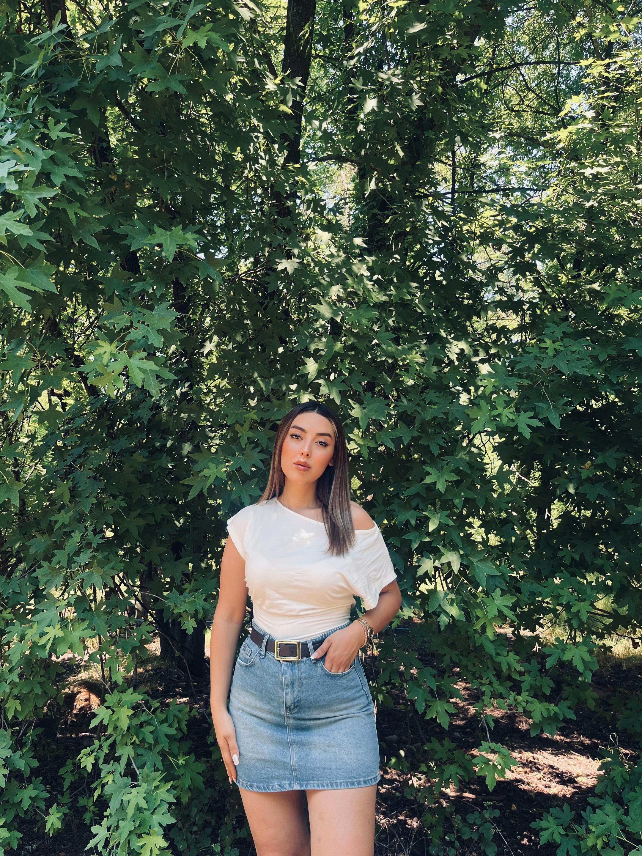 @𝒀