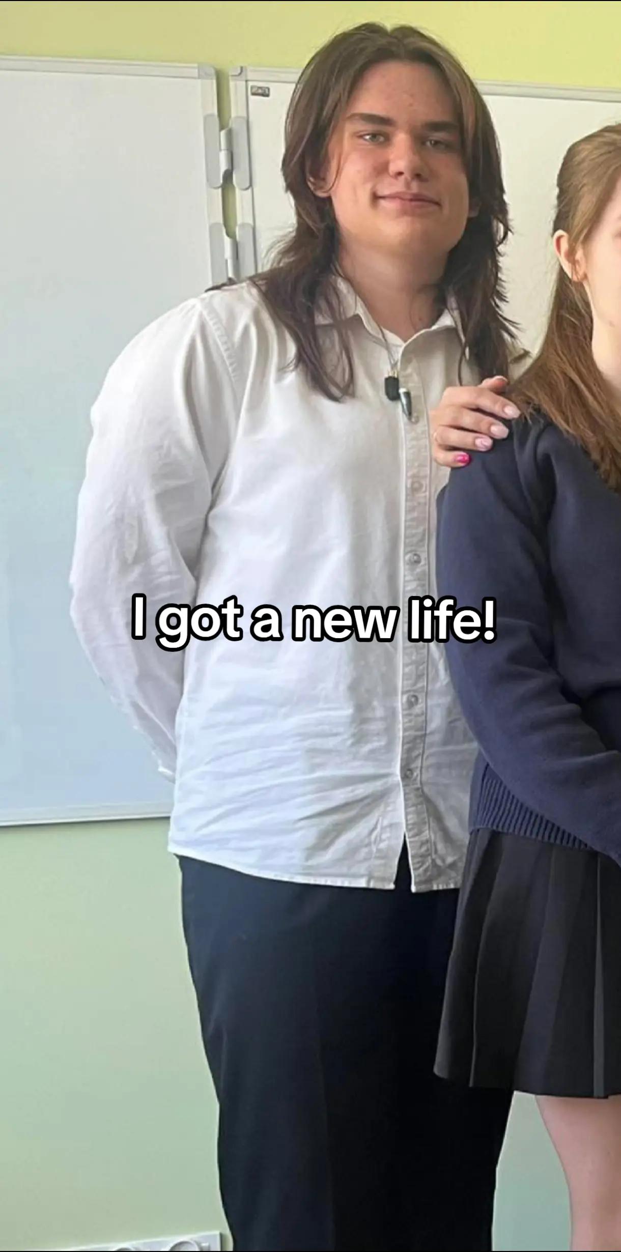 @𓂸