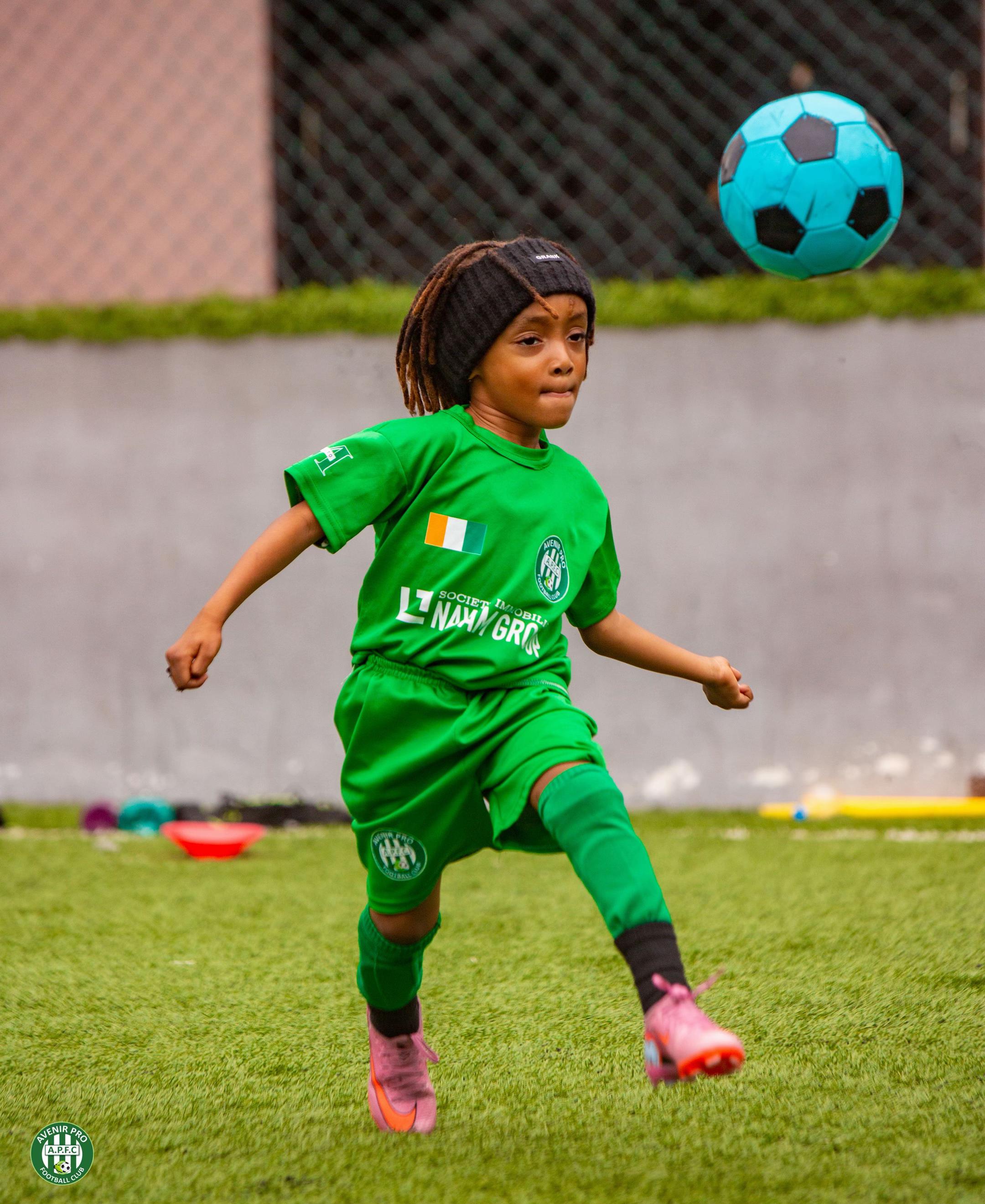 @Avenir PRO FOOTBALL CLUB