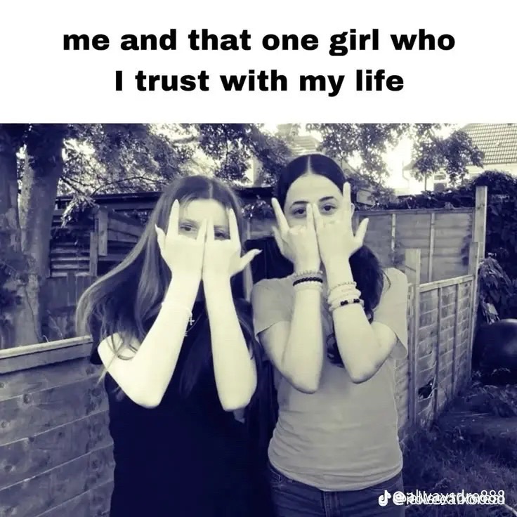 @v4mp_d0llrot4u