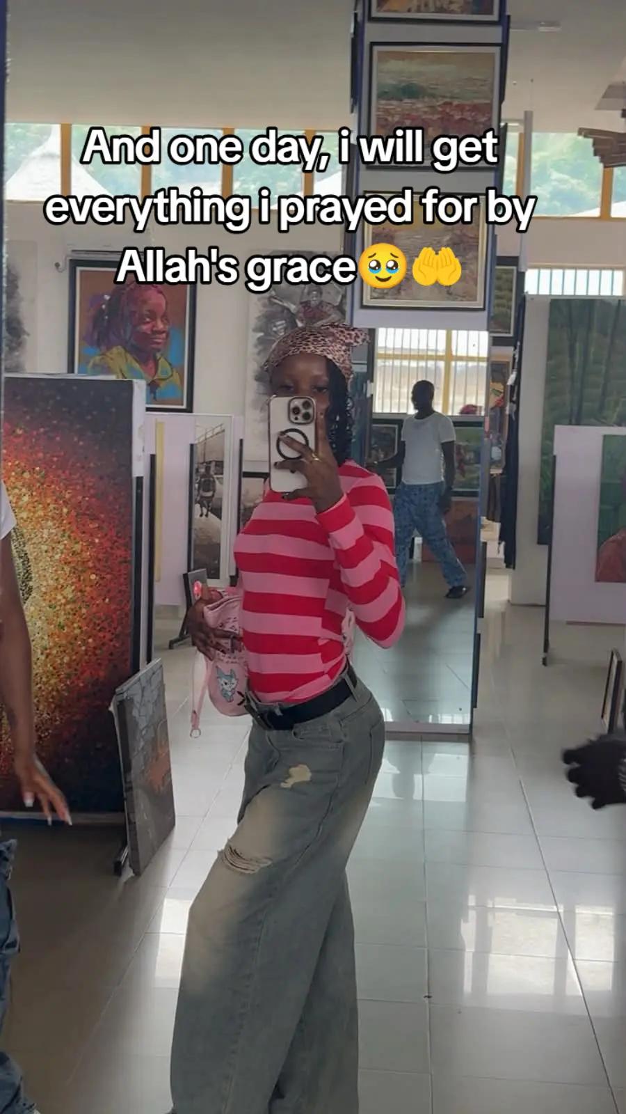 @Golden_stitches__