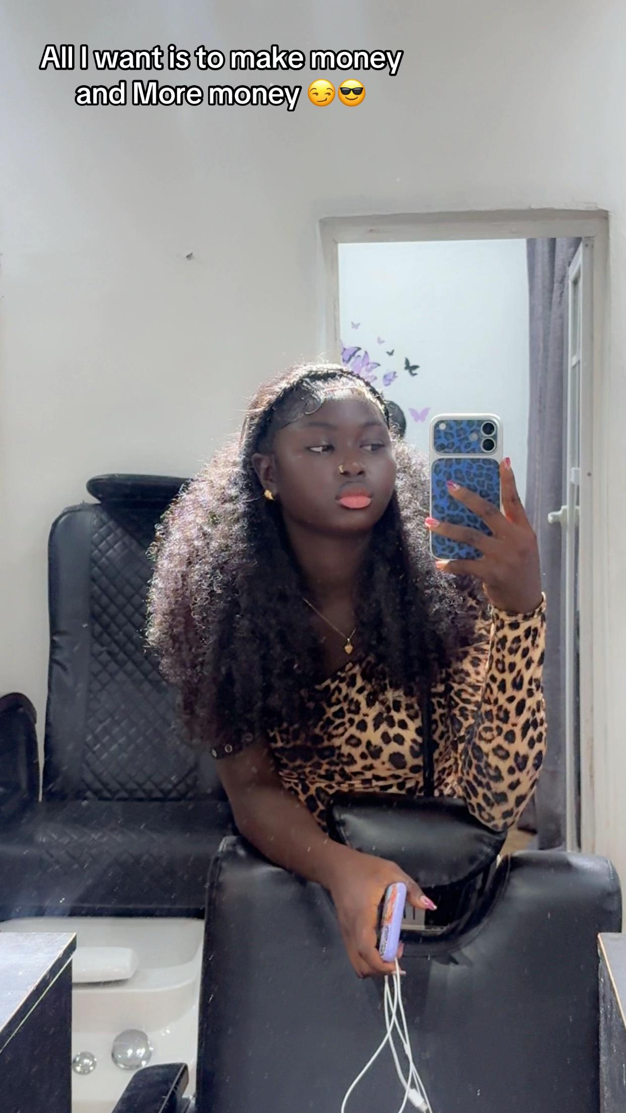 @Pink lip vendor in Warri ๐๐