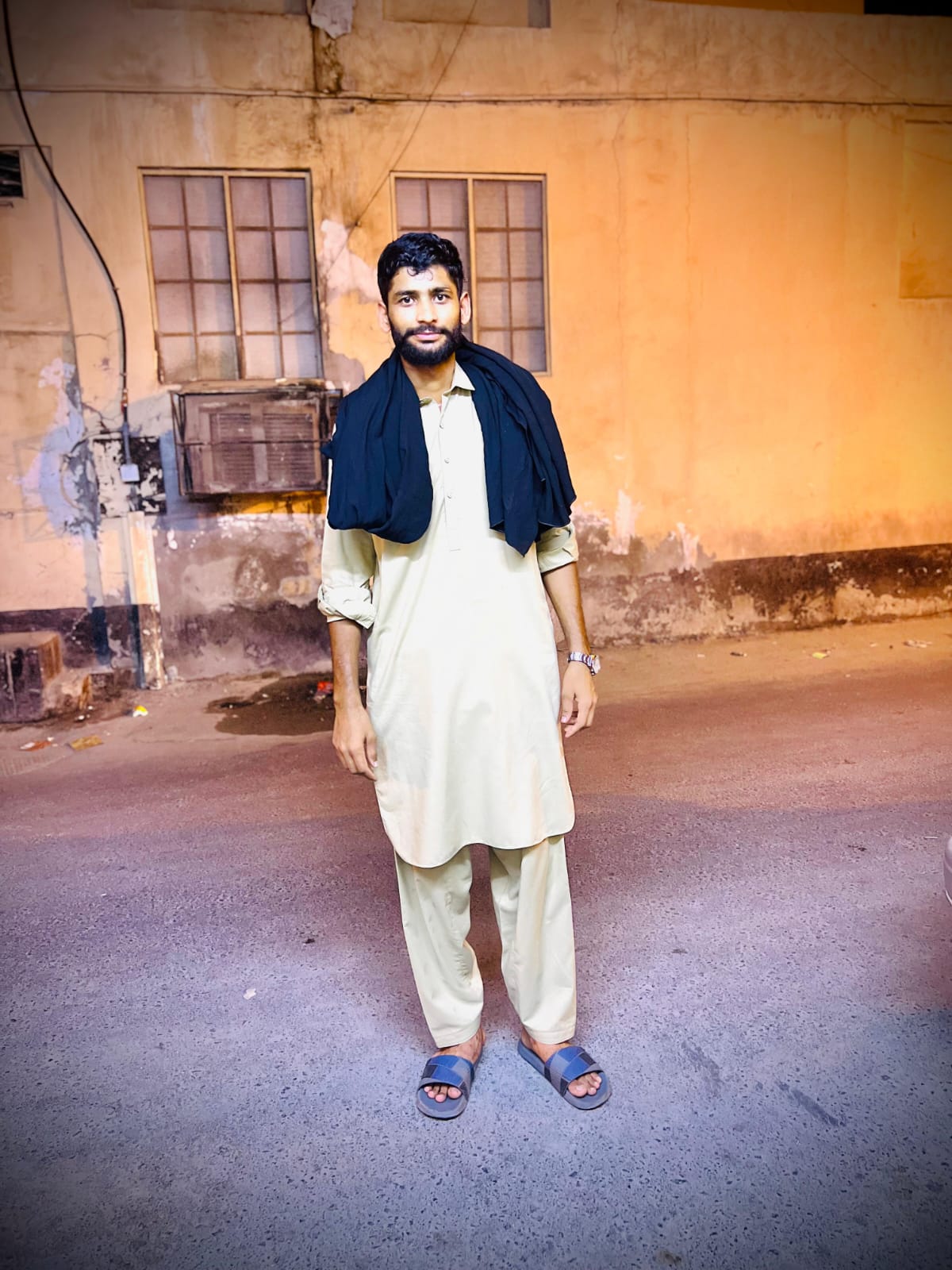 @Sufyan Gujjar🇧🇭🇵🇰