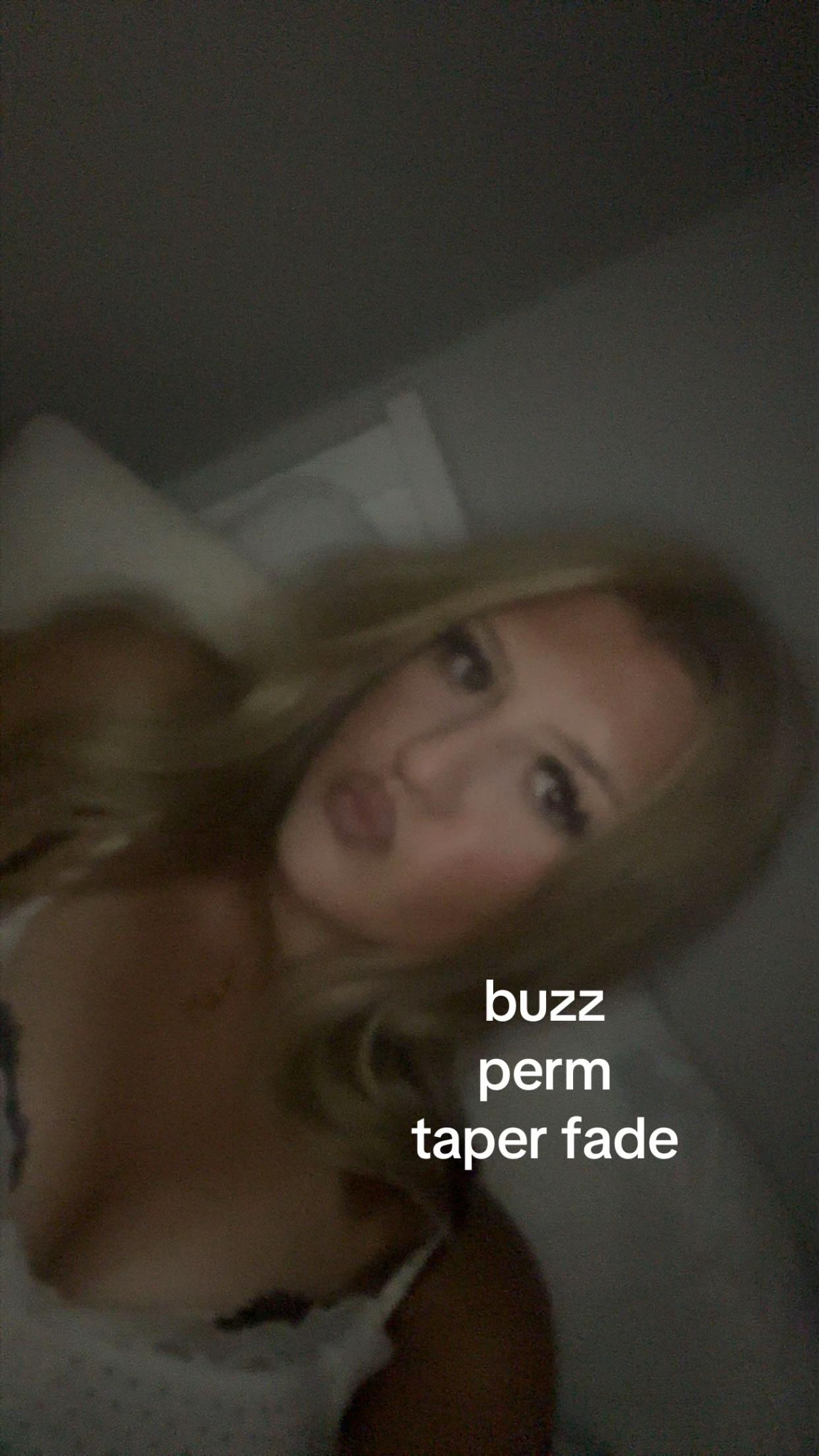 @𝐬𝐜𝐚𝐫𝐥𝐞𝐭𝐭🍒🍸